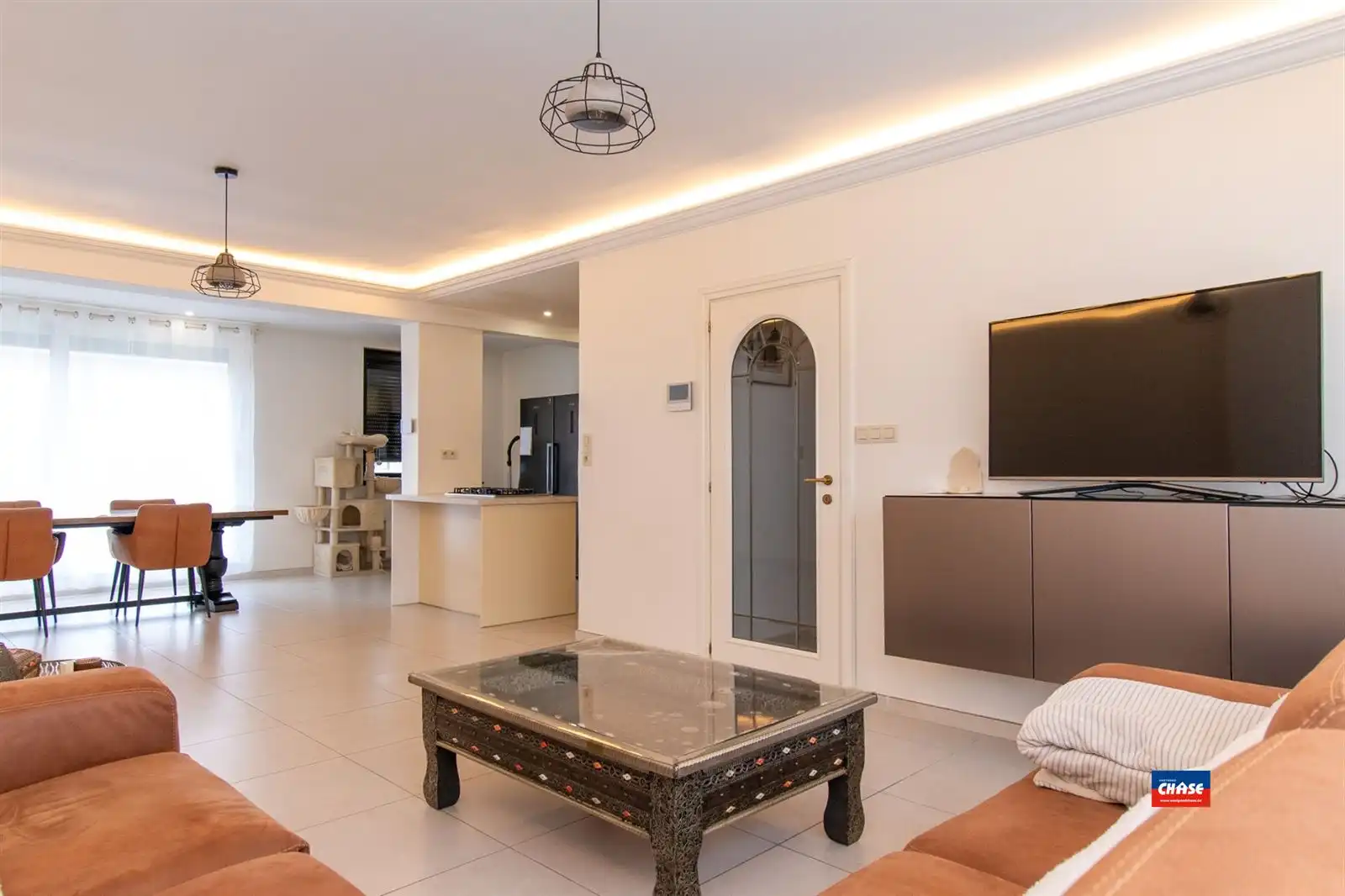 Ruime Bel-étage met 4 slpks  foto 5