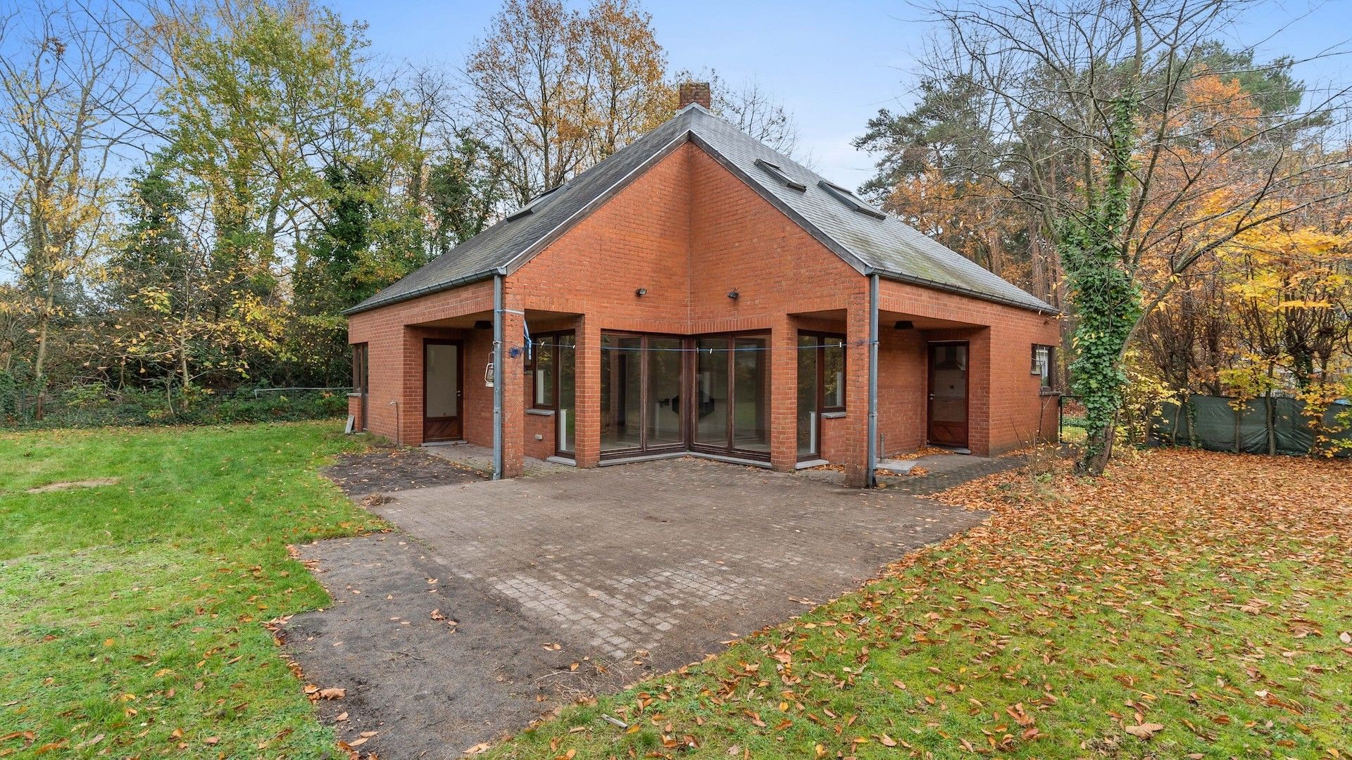 Vrijstaande woning te Molenblook (Genk) op een perceel van 9a33ca! foto 20