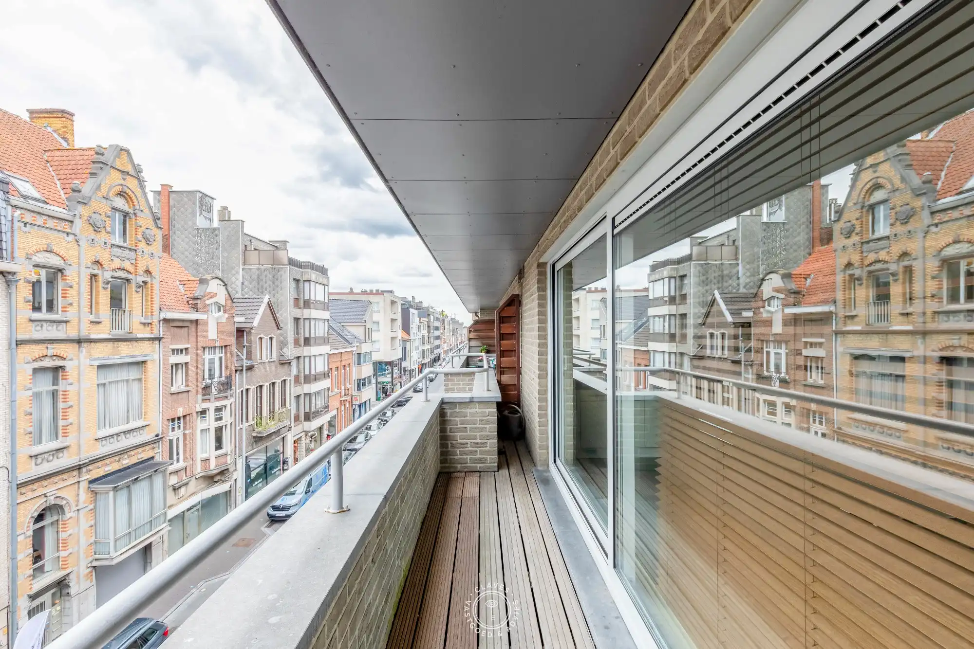 Zeer verzorgd interessant 3 slaapkamer appartement met autostaanplaats foto 5