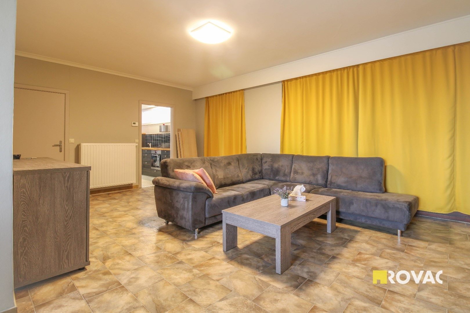 Instapklaar appartement met autostandplaats in garage! foto 5