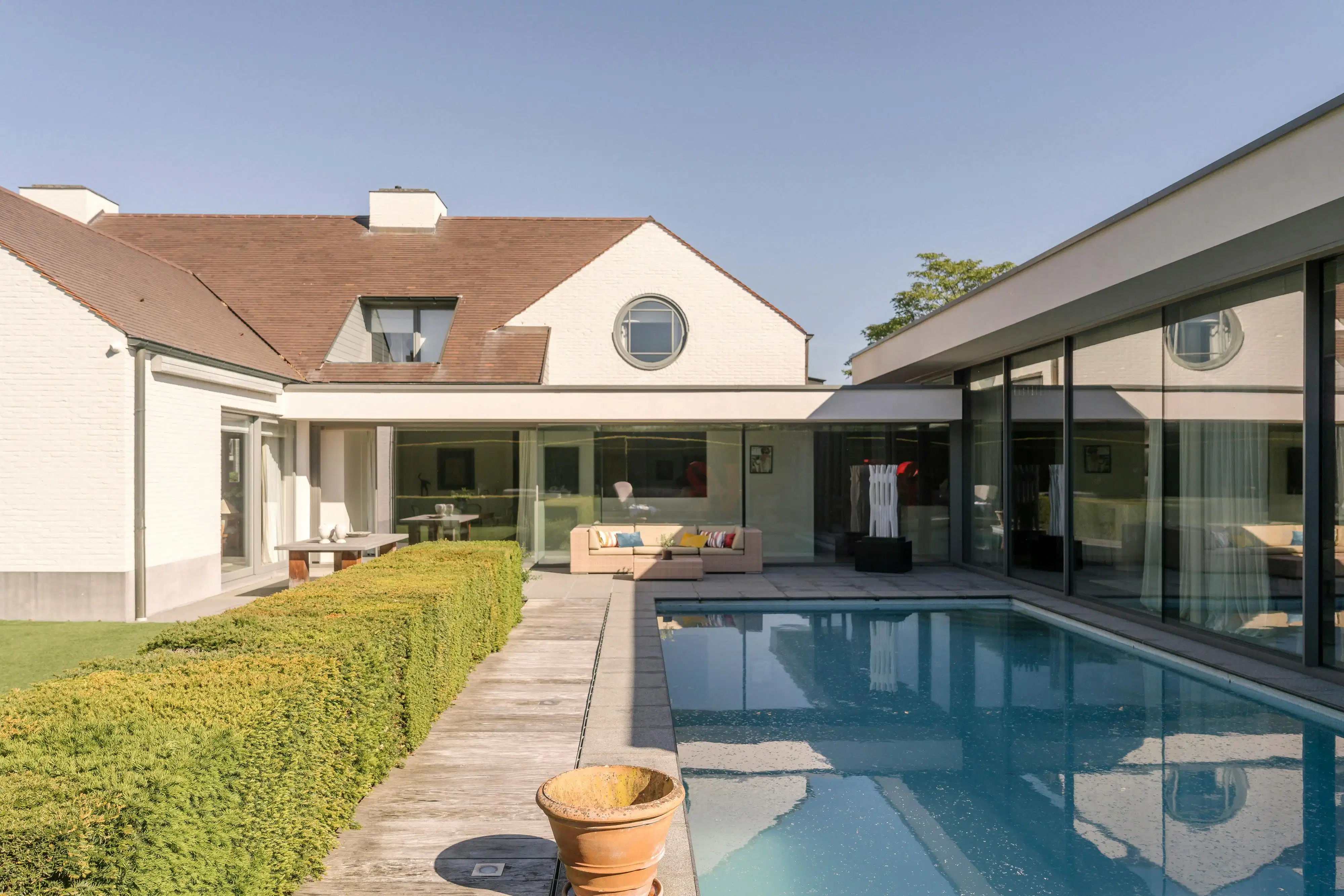 Exclusieve luxe-villa te koop in het Villapark in Waregem foto 22