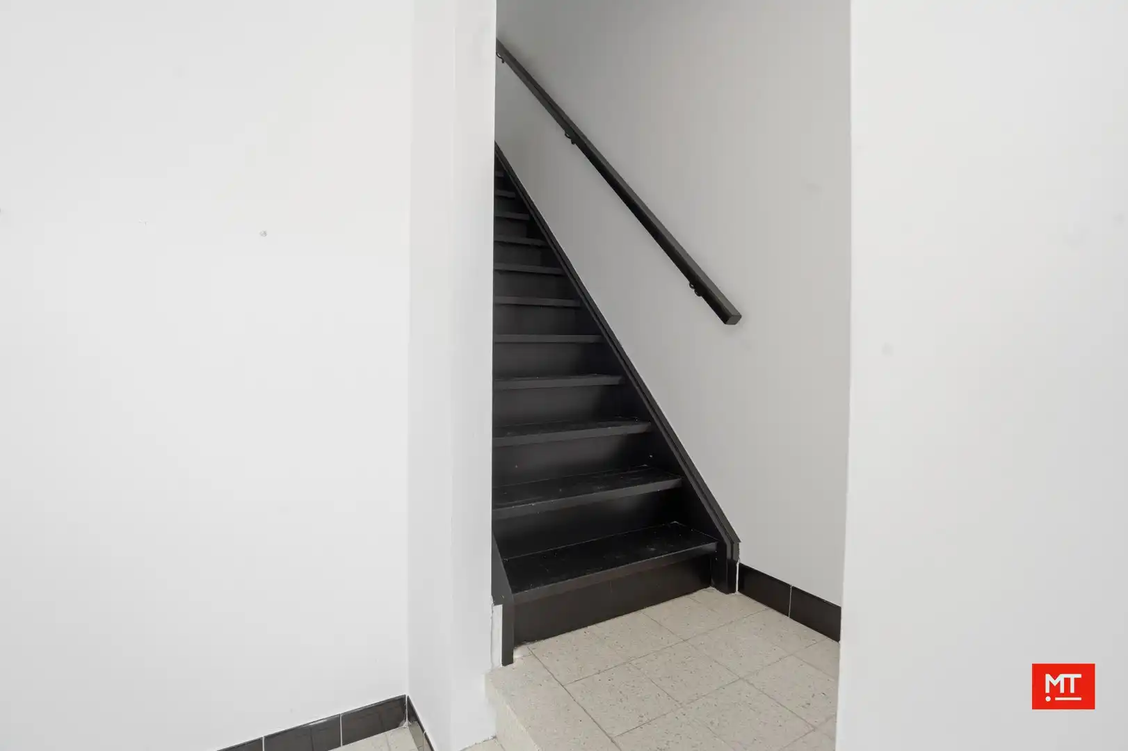 Instapklare, energiezuinige woning met 3 slaapkamers, tuin en garage te koop in een rustige wijk te Zonnebeke foto 5