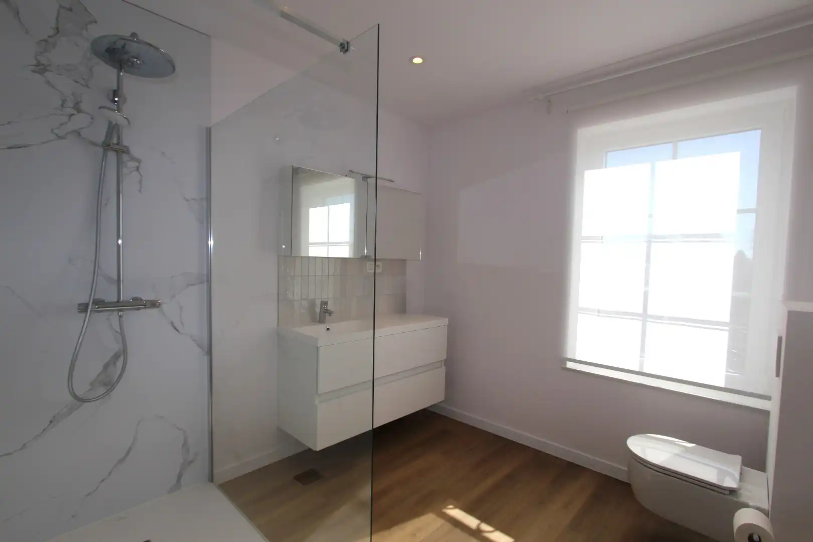 LUXE TRIPLEX APPARTEMENT MET TERRAS foto 13