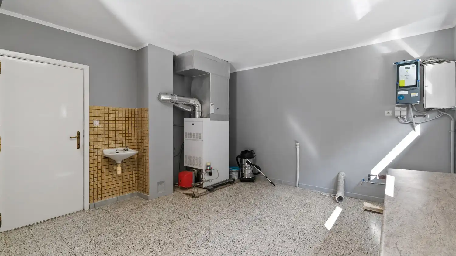 Gelijkvloerse woning met 3 slaapkamers en mooie tuin te Nieuwerkerken foto 18