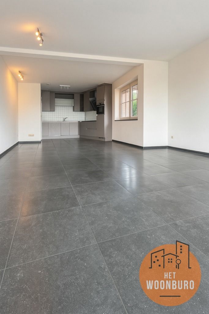 Appartement met kelder en autostaanplaats foto 5