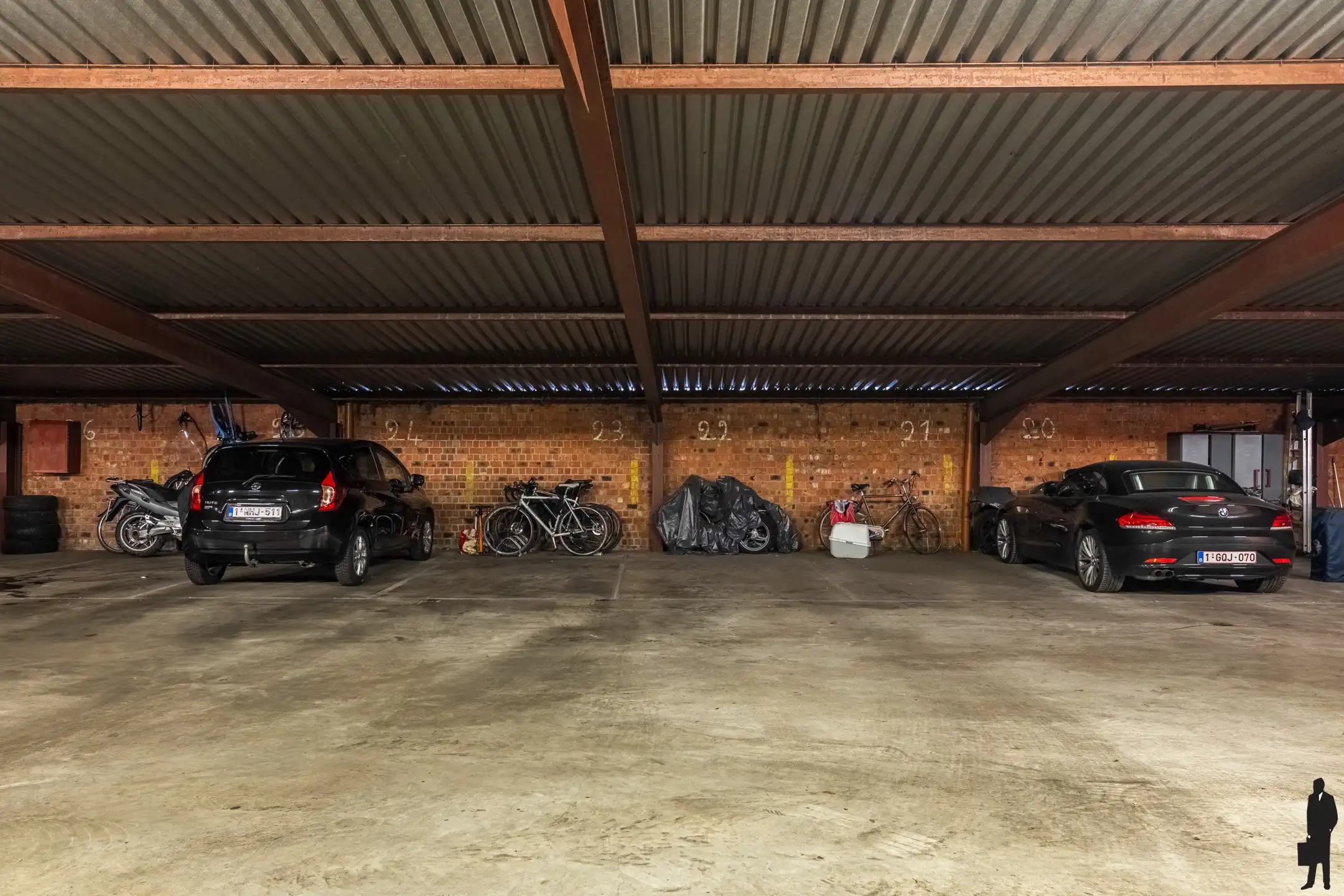 Autostaanplaats in overdekt garagecomplex te Wilrijk  foto 3