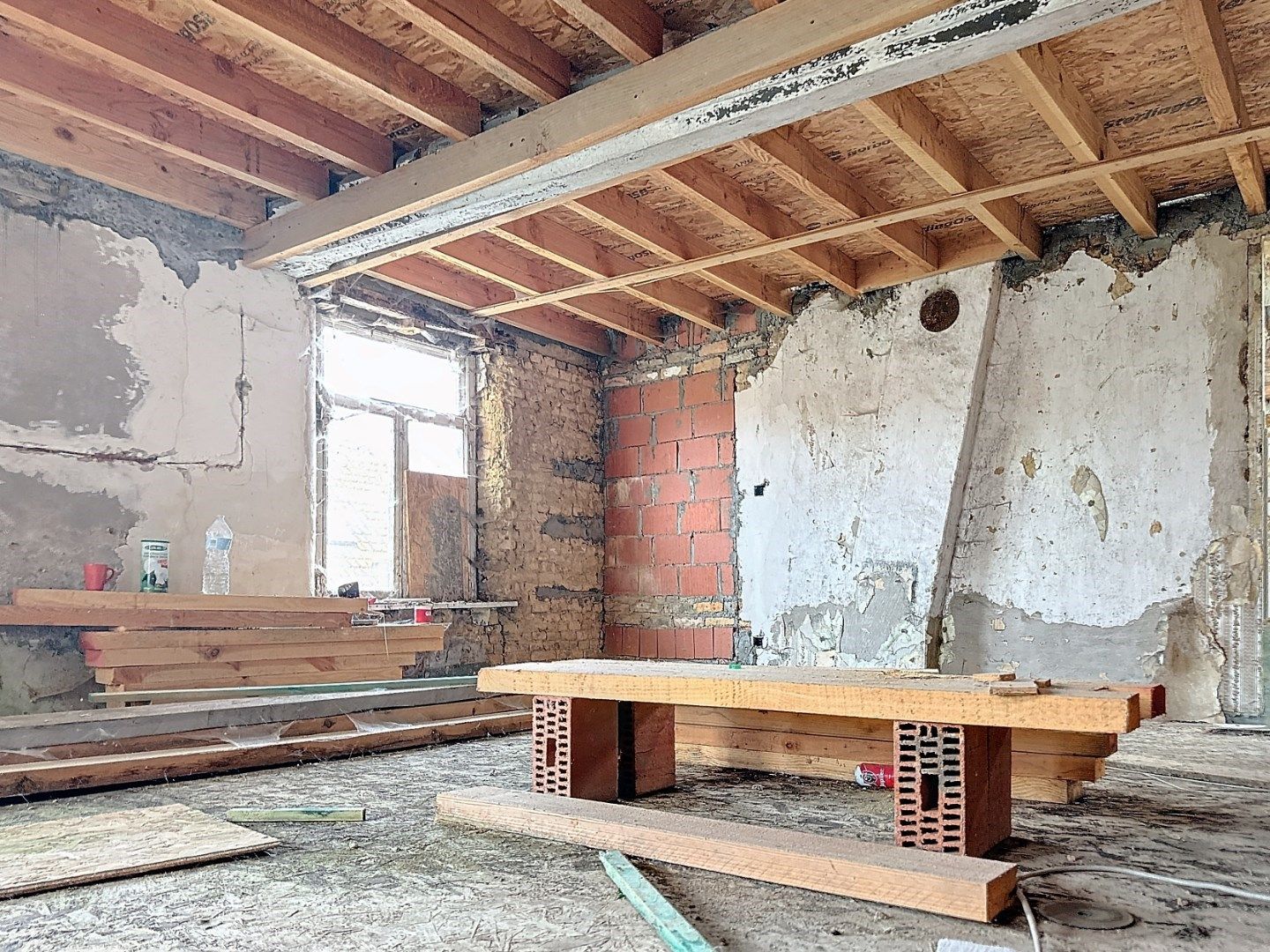 2 te renoveren woningen met achterliggende tuin foto 4