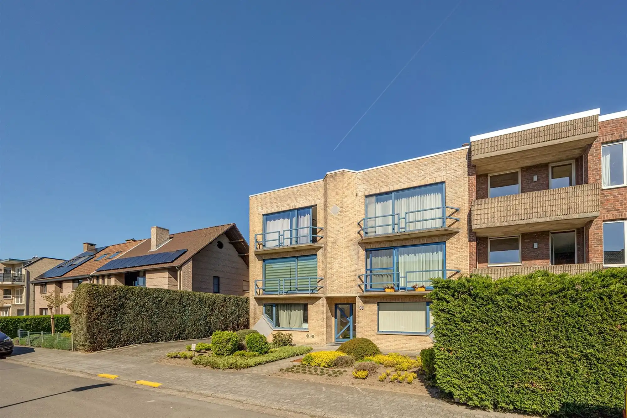 Lichtrijk appartement met terras en garage in Mechelen foto 16