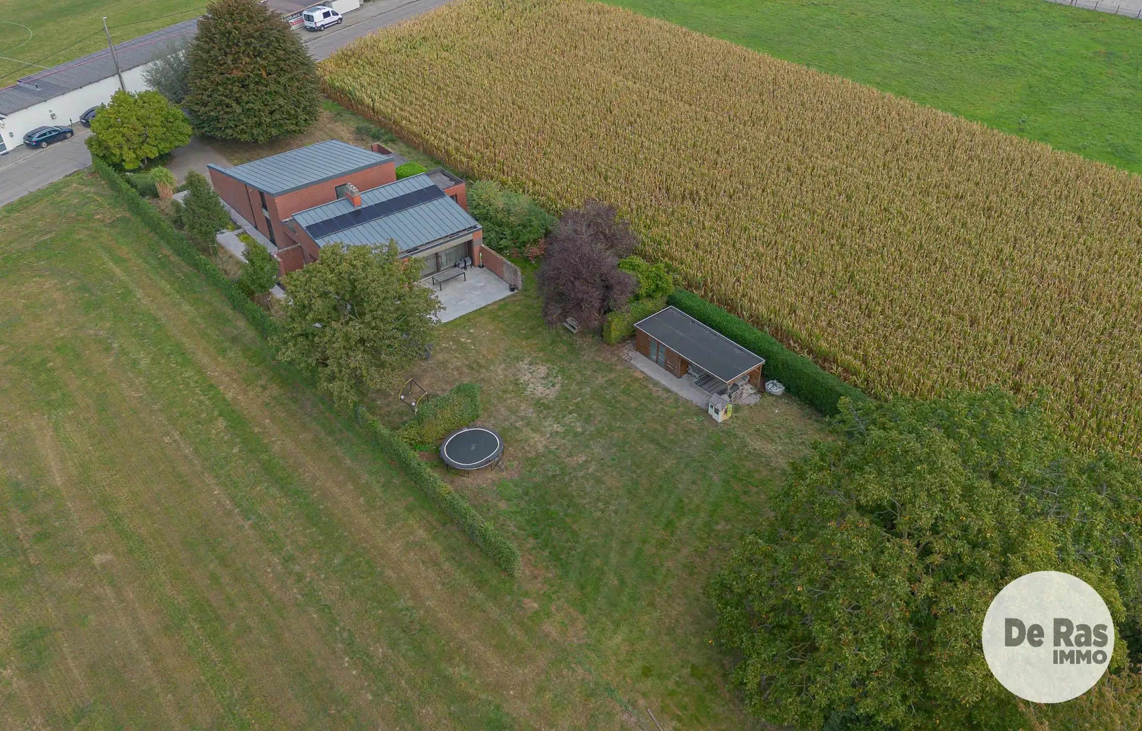SINT-ANTELINKS - Leuke open bebouwing met zicht op het groen foto 2