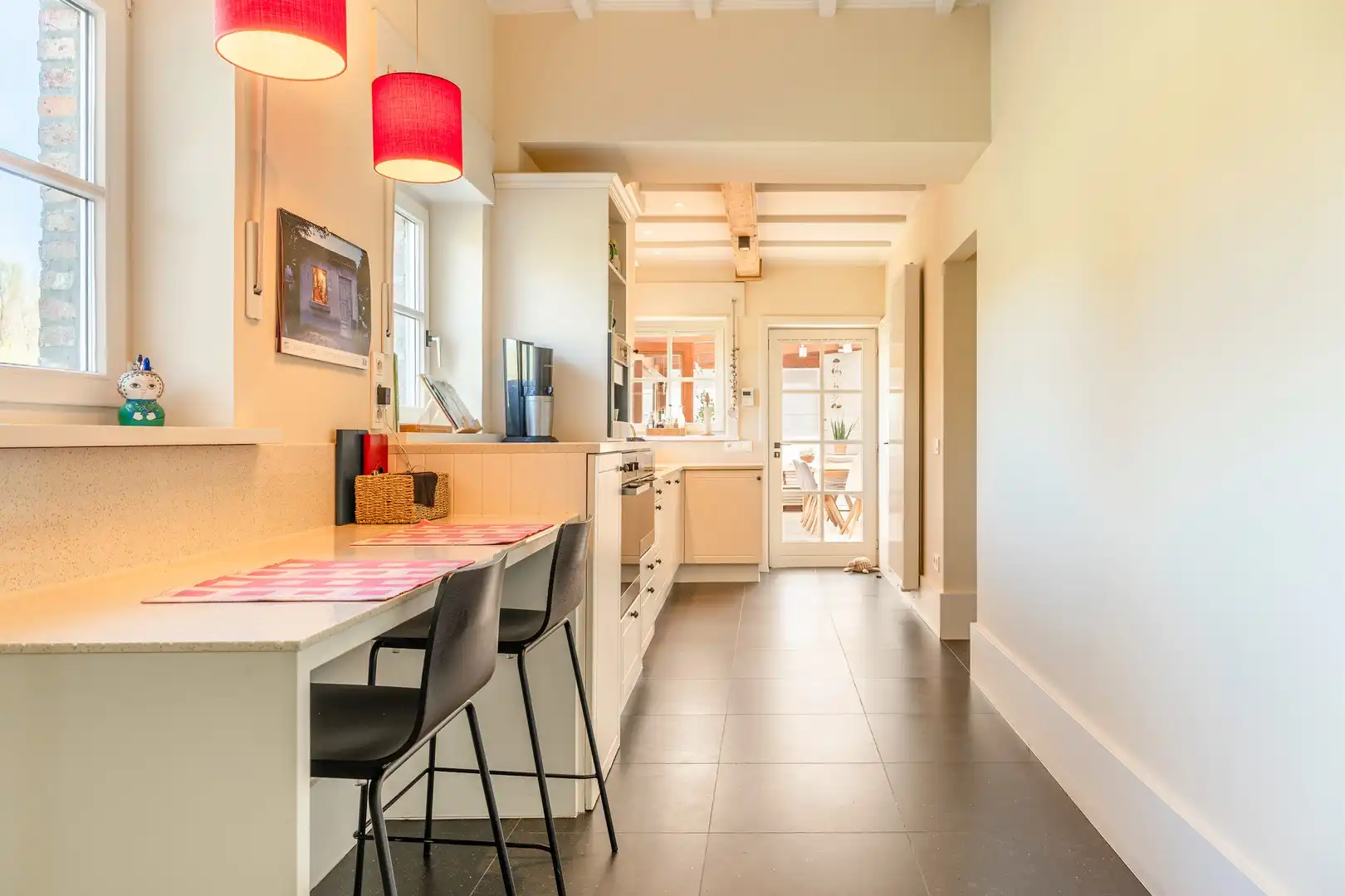 Prachtige instapklare woning met diverse invullingsmogelijkheden! foto 6