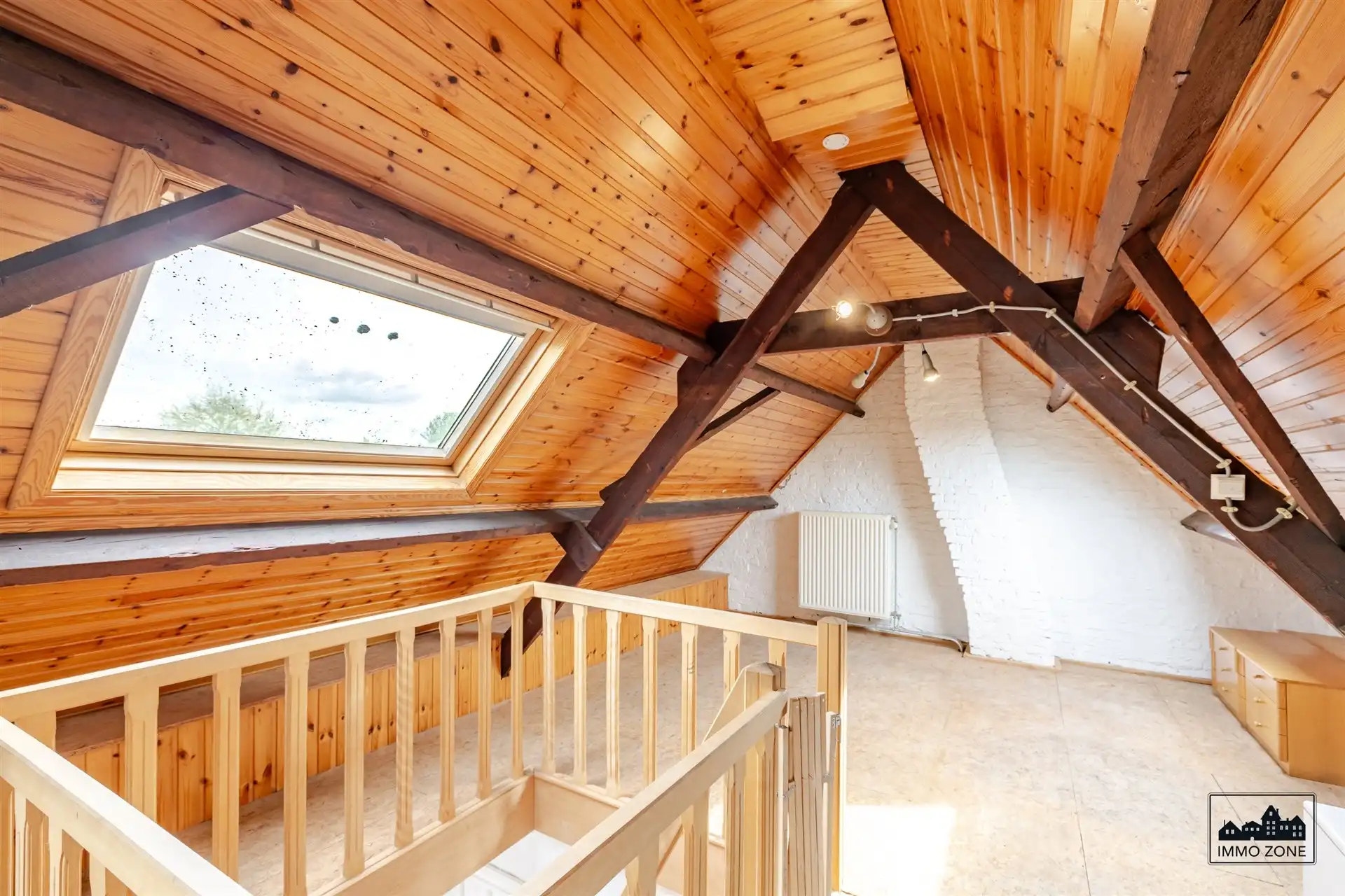 Ruime woning met tuin en garage in Hamme foto 18