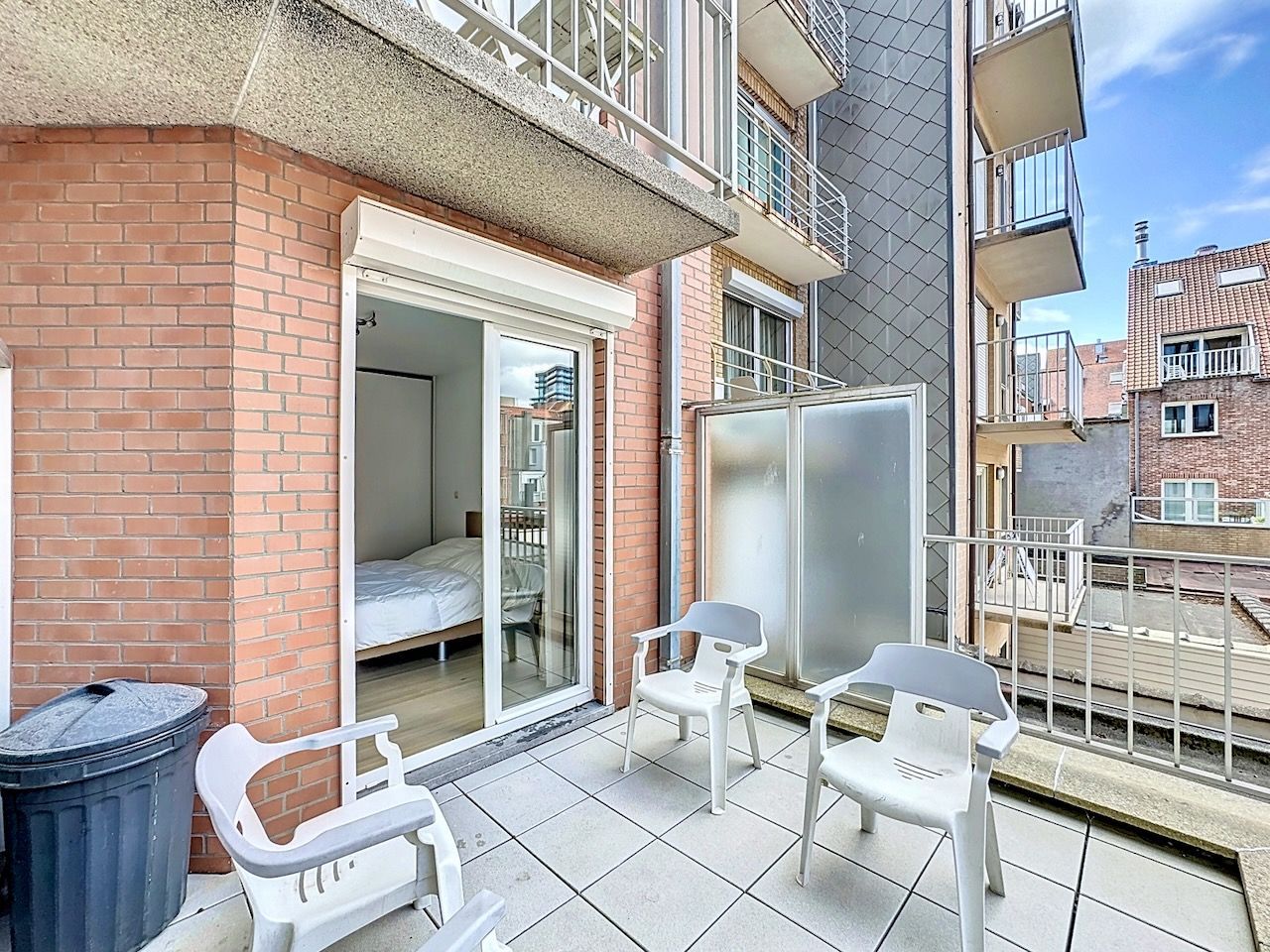 Instapklaar appartement met zijdelings zeezicht op topligging te Heist-aan-Zee foto 18