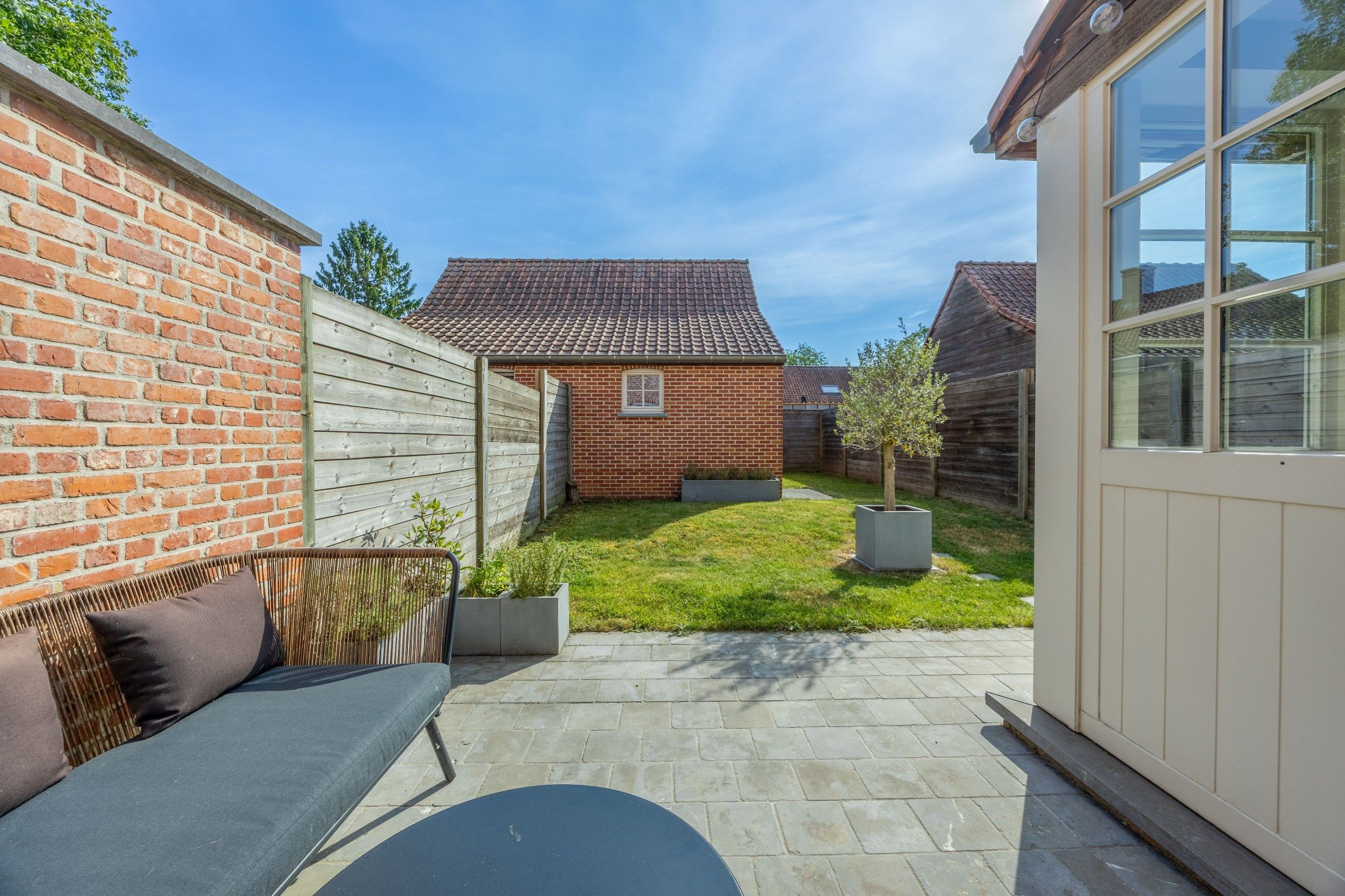CHARMANTE PASTORIEWONING MET GARAGE foto 10