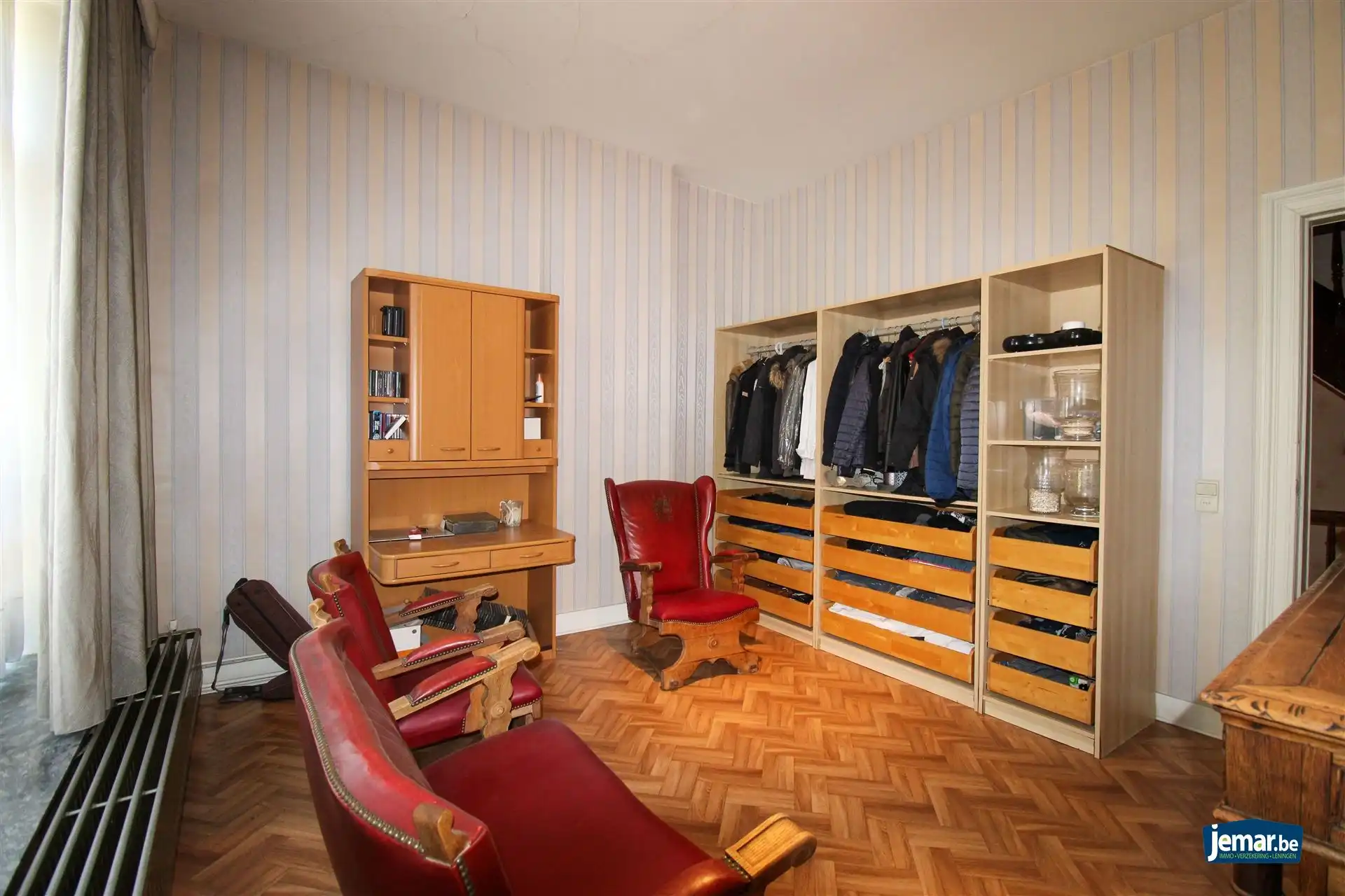 Karaktervol handelspand met woonst op toplocatie – ideaal om wonen en werken te combineren in het hart van Maasmechelen! foto 11