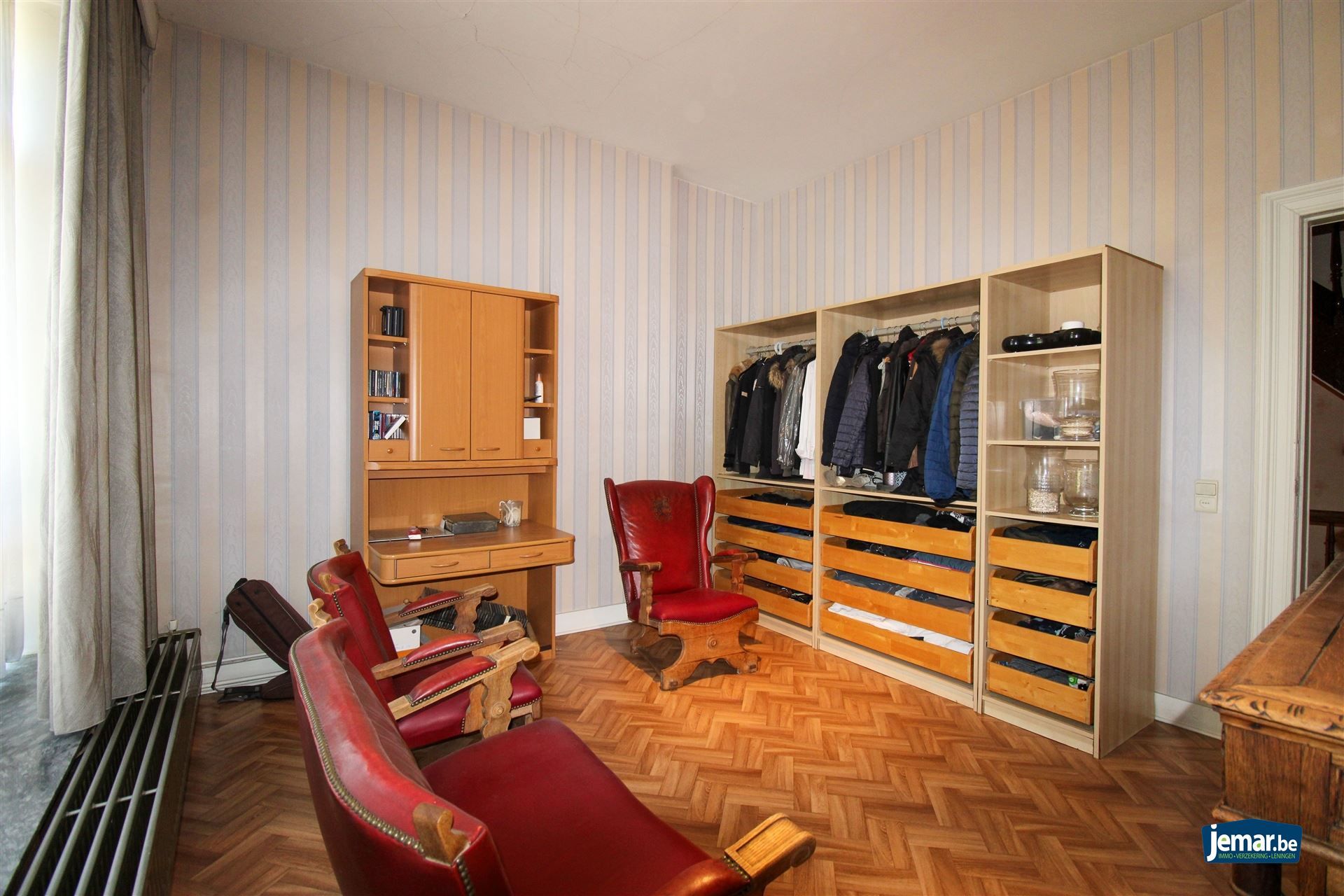 Karaktervol handelspand met woonst op toplocatie – ideaal om wonen en werken te combineren in het hart van Maasmechelen! foto 11