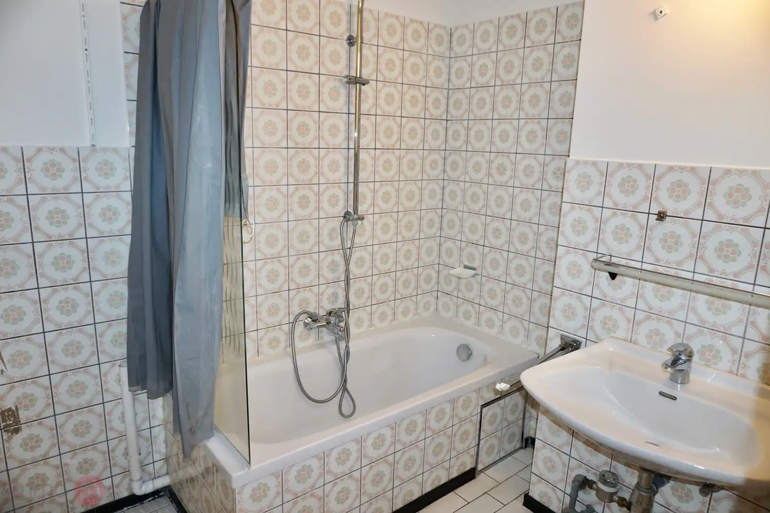 Rustig gelegen appartment met 2 slaapkamers foto 18