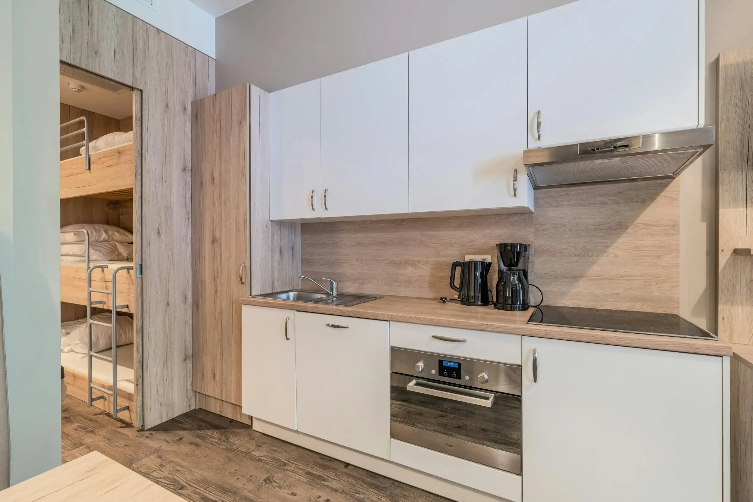 Instapklare studio te koop op een rustig domein te Westende! foto 10