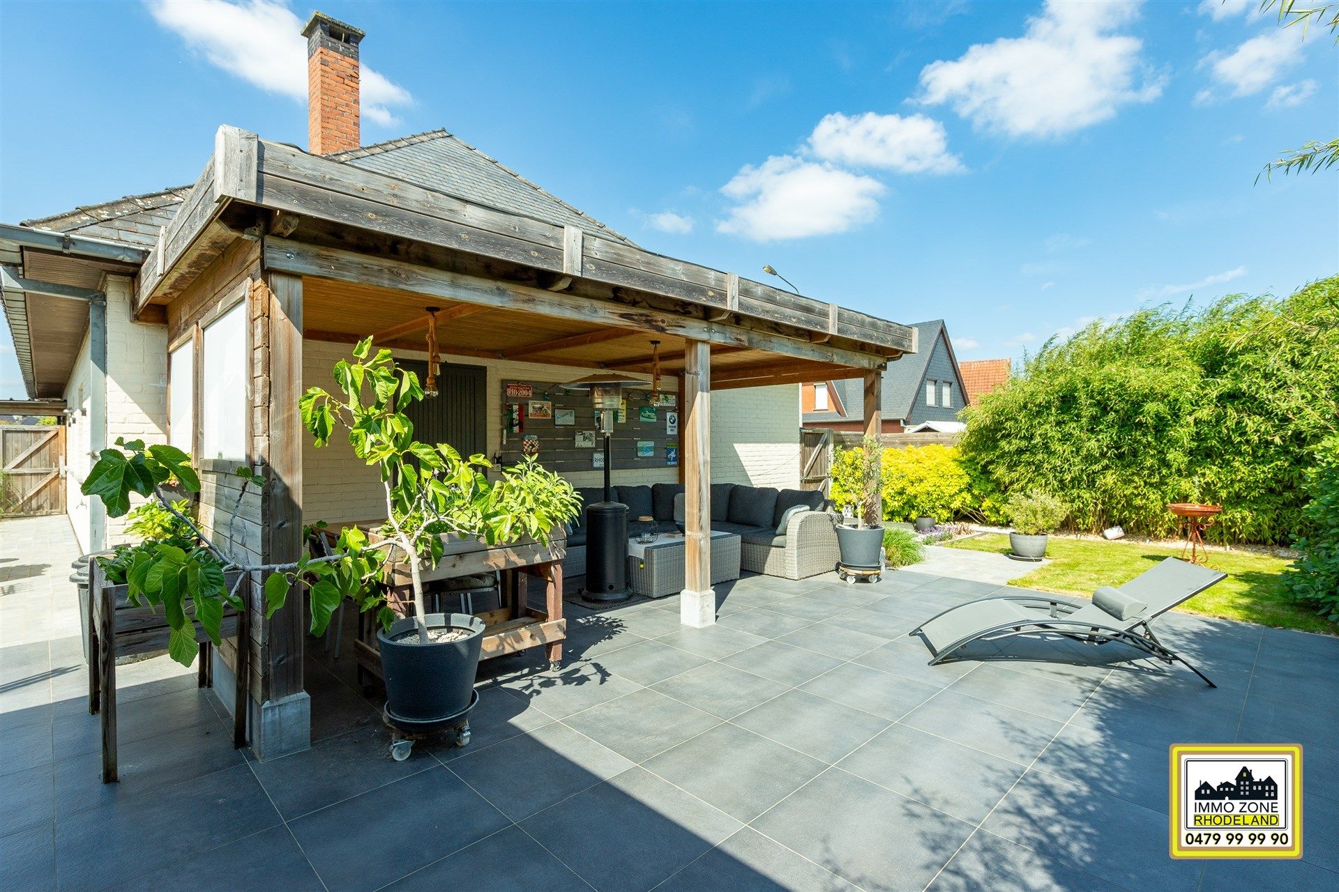 Prachtige bungalow met 3 slpks, garage en tuin foto 25