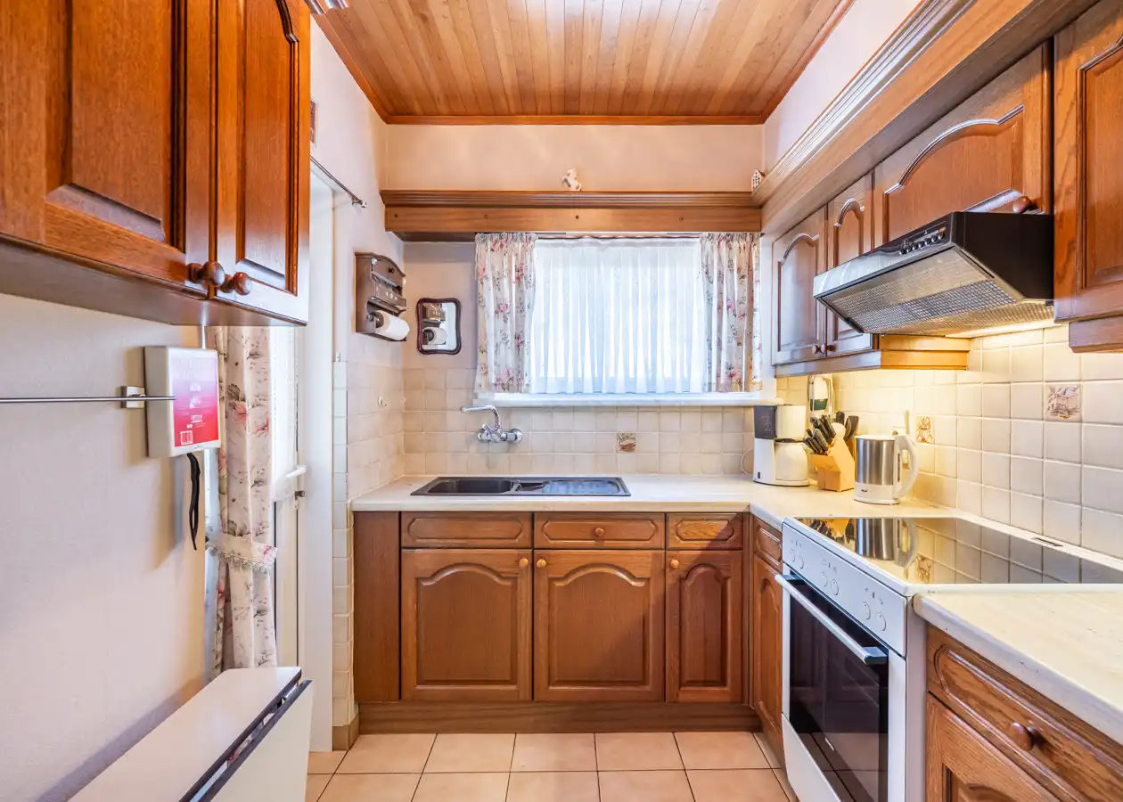 Verzorgde woning, open zicht, zonnige tuin en 3 slaapkamers foto 6