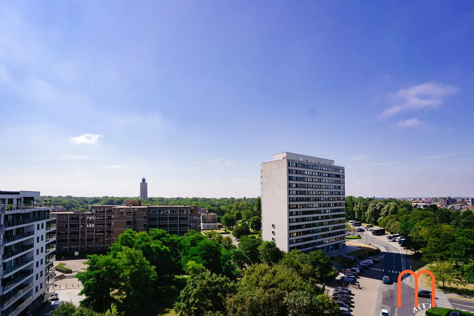 Volledig gerenoveerd en gemeubeld appartement met uniek zicht op de Mercator en de jachthaven in Oostende foto 13