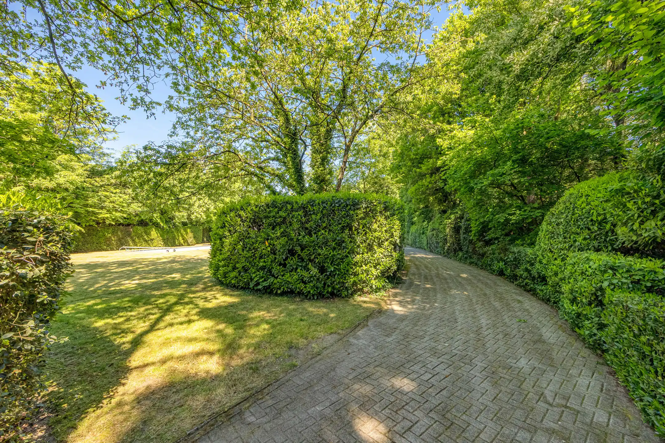 SCHILDE – Villa met zwembad  foto 20