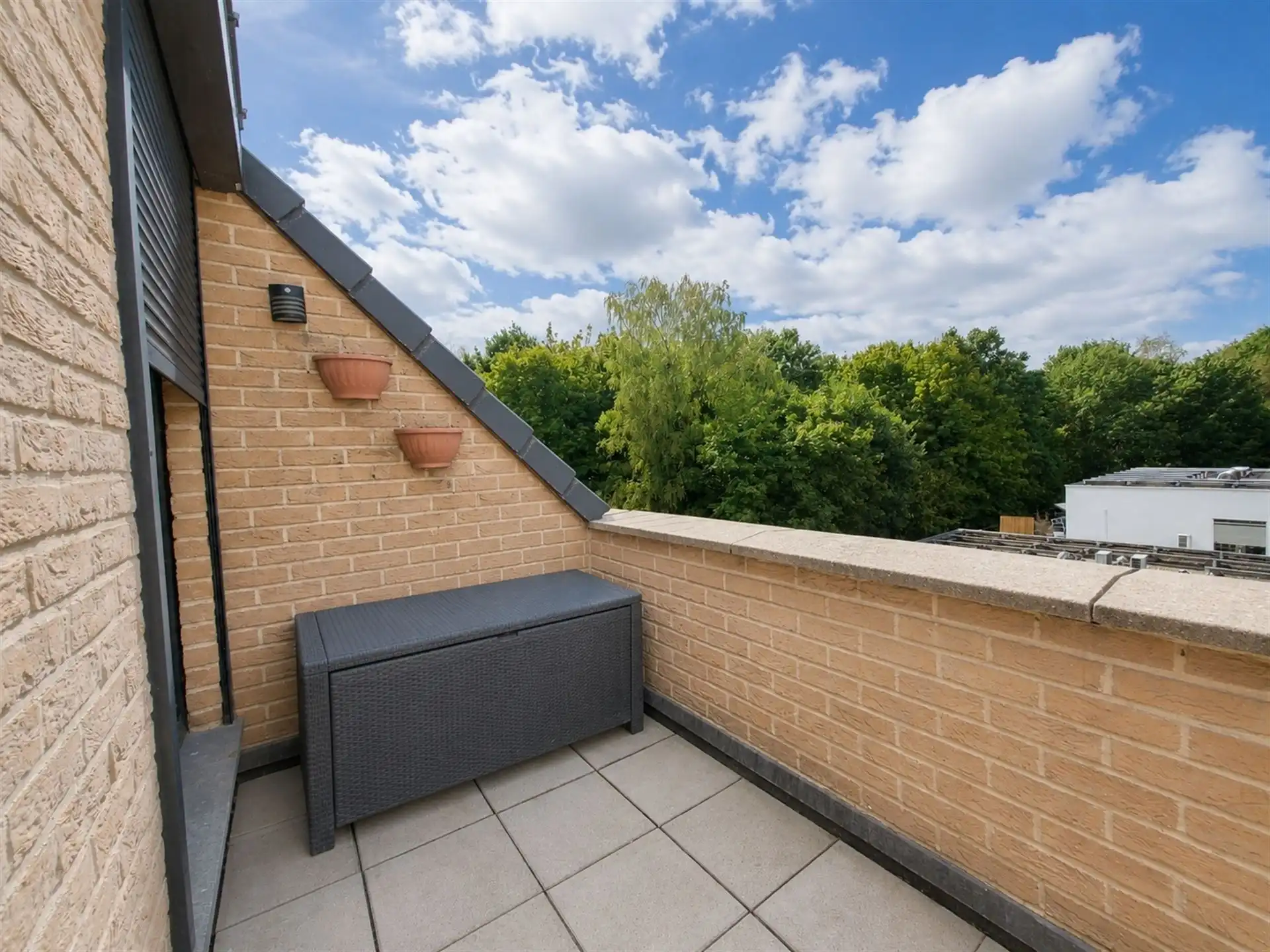 Duplex dakappartement met 2 slaapkamers en terras  foto 3
