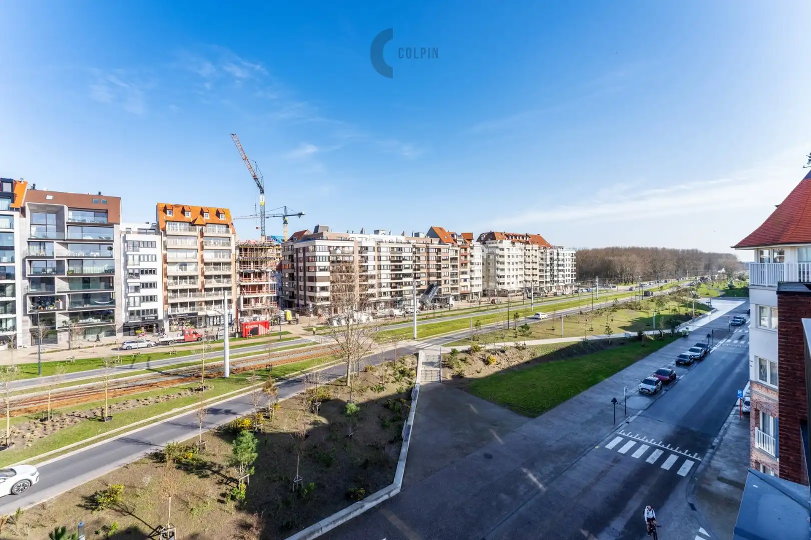 Prachtig penthouse appartement in de Knokkestraat met 125 m2 aan terrassen. foto 11