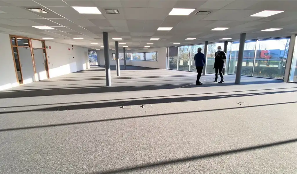 Strategisch gelegen eigentijdse kantoren te huur in Merelbeke-Melle foto 5