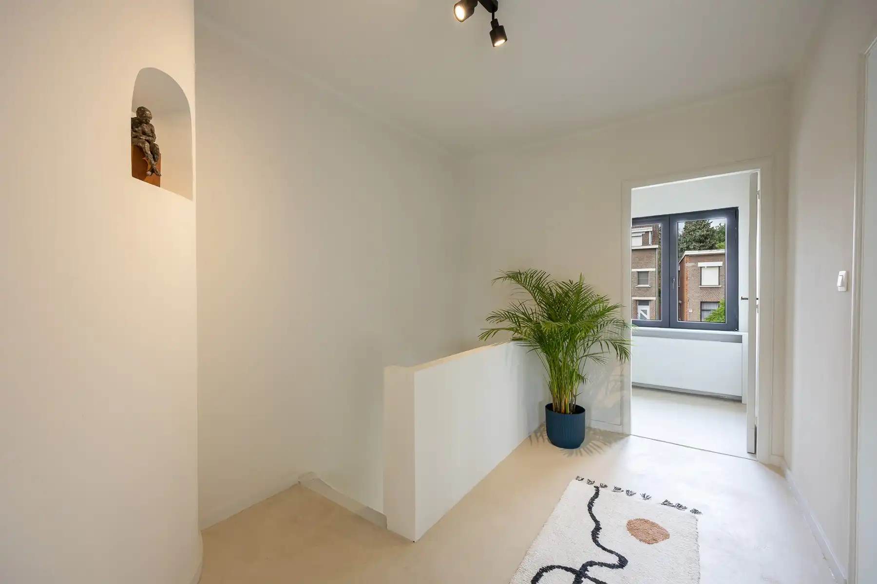 Instapklare woning met zonnige tuin op uitstekende ligging foto 16