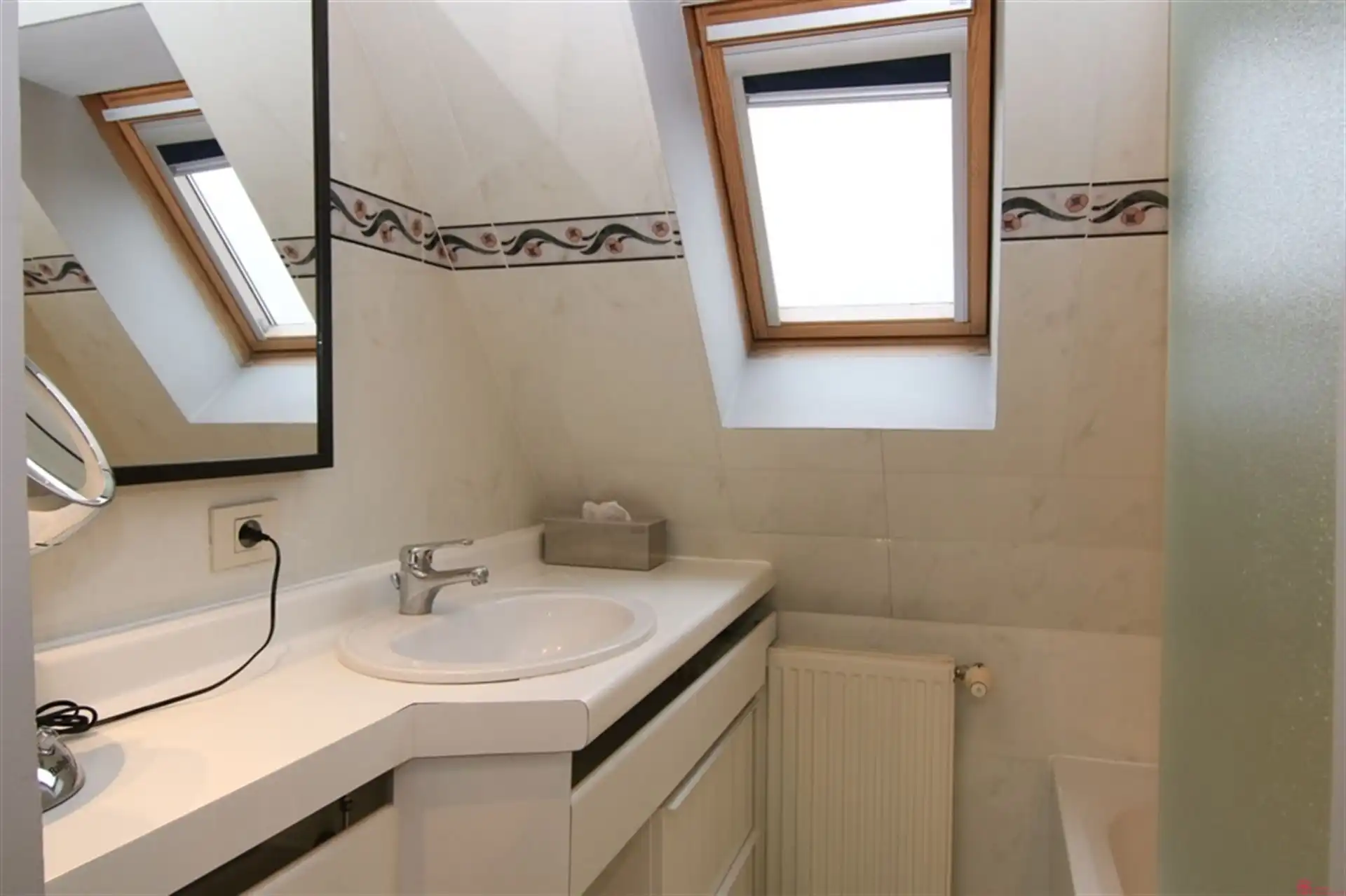 Ruimte, charme & natuur: villa met weide in Bellegem foto 24