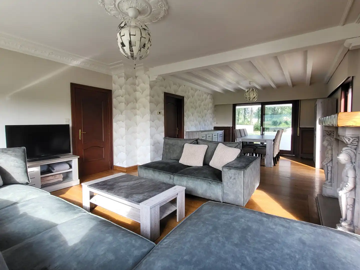 Exclusief landhuis op 2.917 m² met dubbele garage, prachtig zicht over de velden en optimale privacy. foto 18