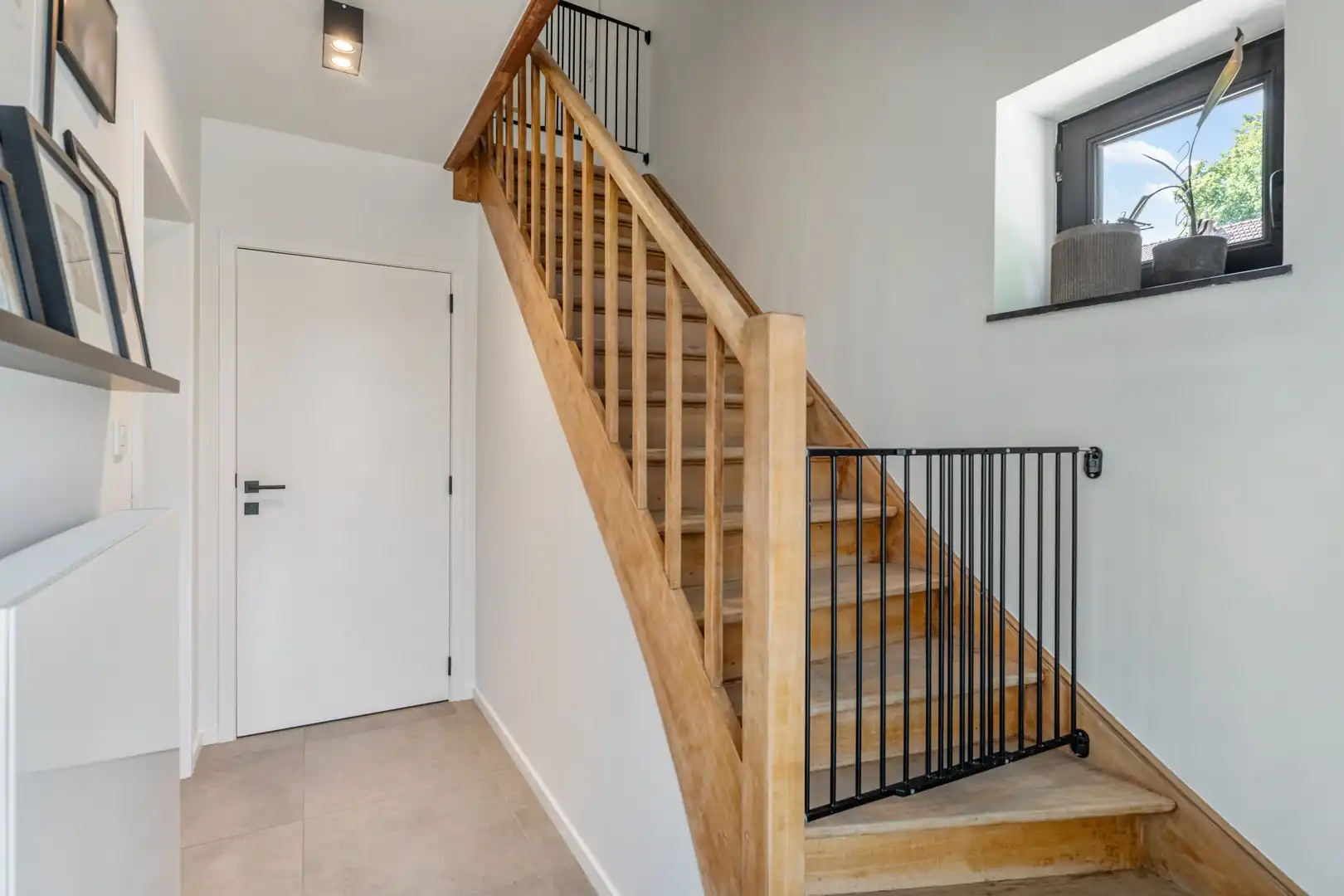 Gerenoveerde woning met 3 slaapkamers te Maasmechelen foto 4