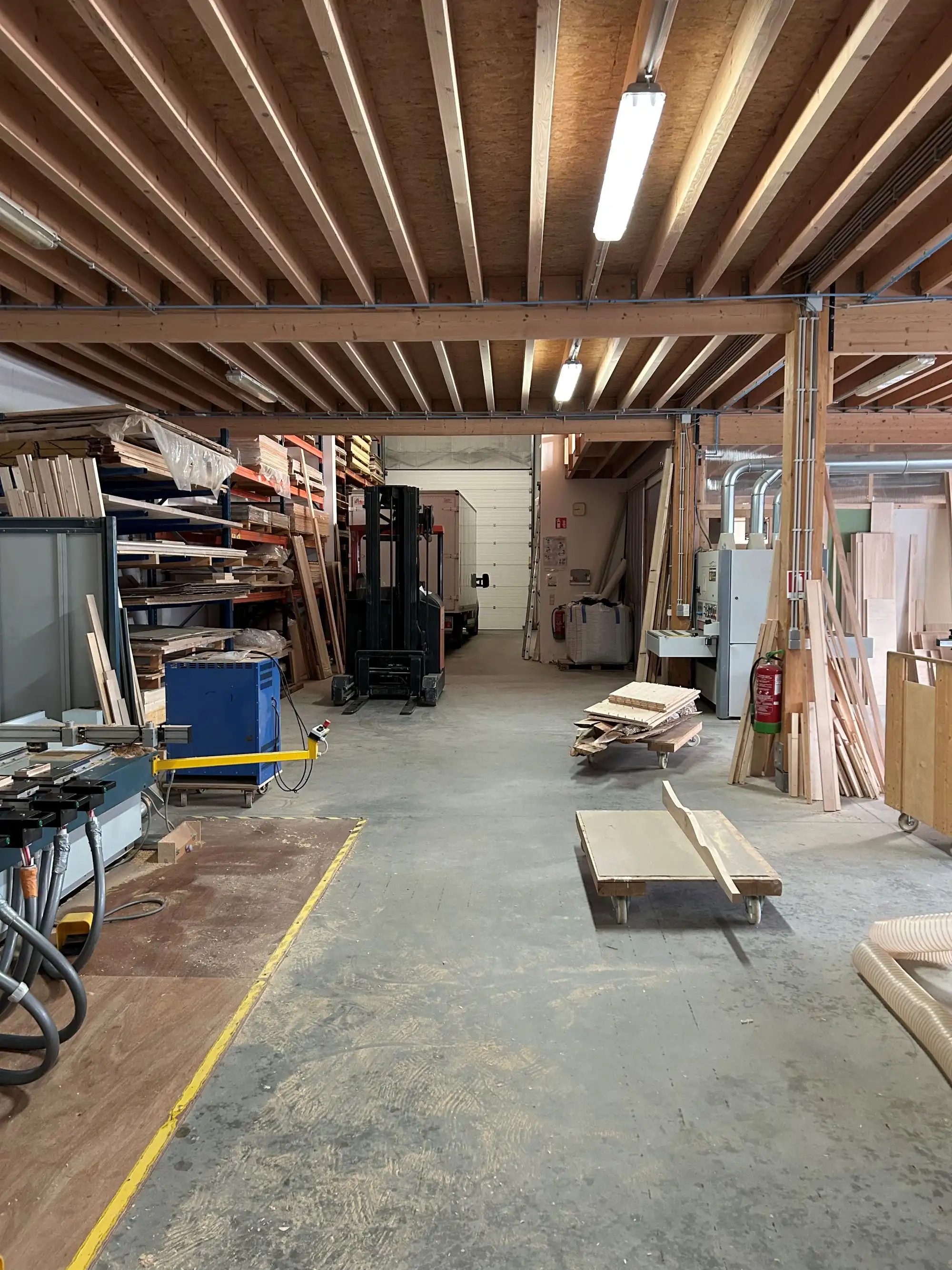 Multifunctioneel bedrijfsgebouw met een oppervlakte van 1510 m² gelegen op Kamp C, Provinciaal Centrum Duurzaam Bouwen en Wonen te Westerlo. foto 11