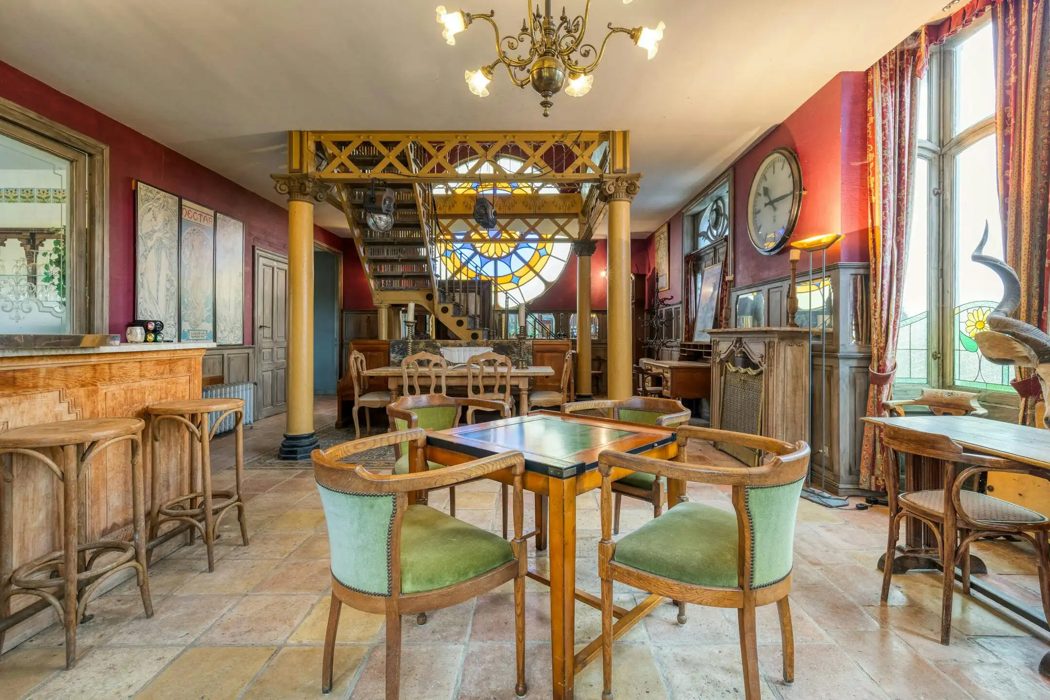 Uniek karaktervol pand met tal van mogelijkheden te Gistel foto 11