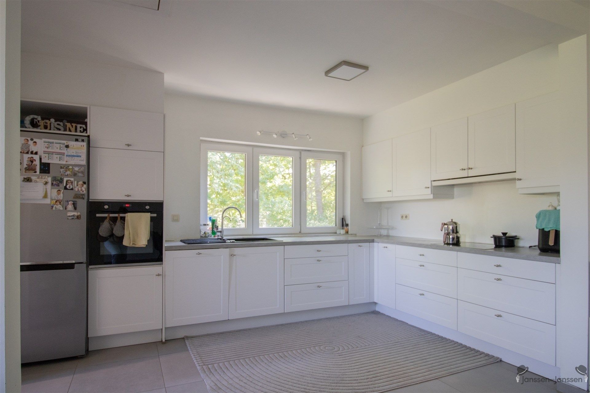 Appartement van 93m² met 2 slaapkamers,  gemeenschappelijk terras en privétuin. foto 3