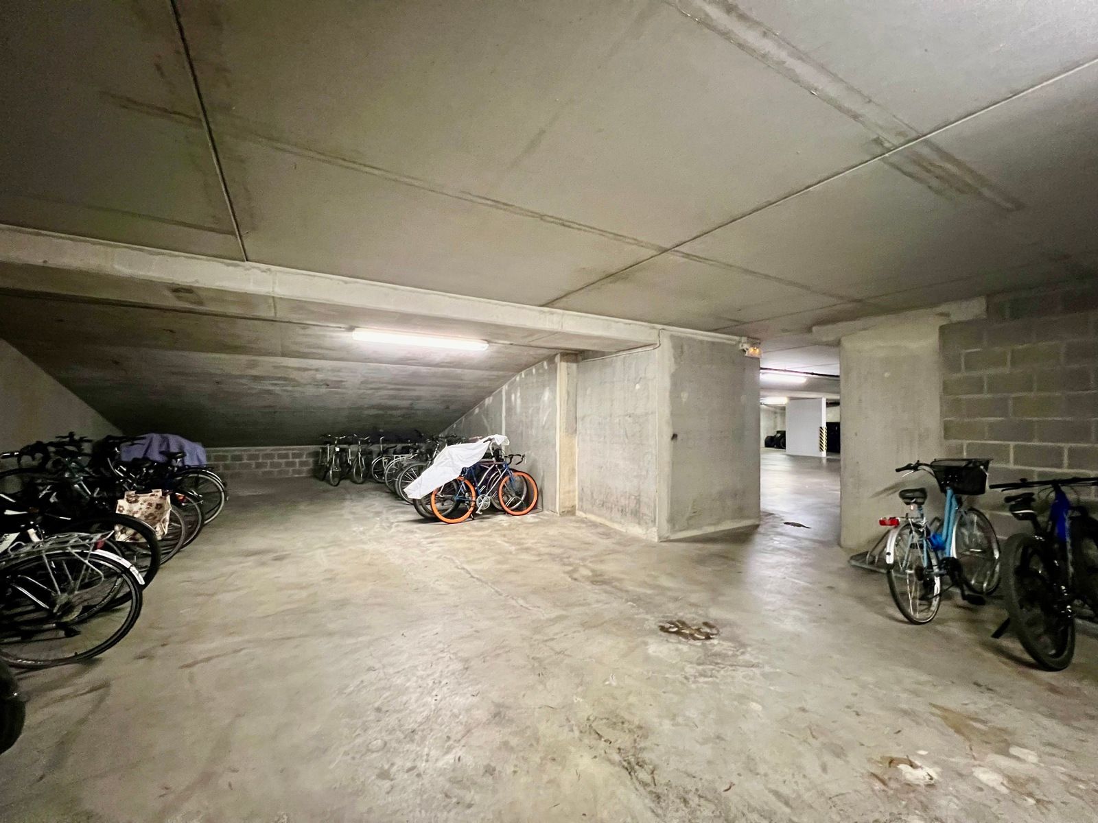 2-slpk appartement + parkeerpl. met iddylische locatie. foto 25
