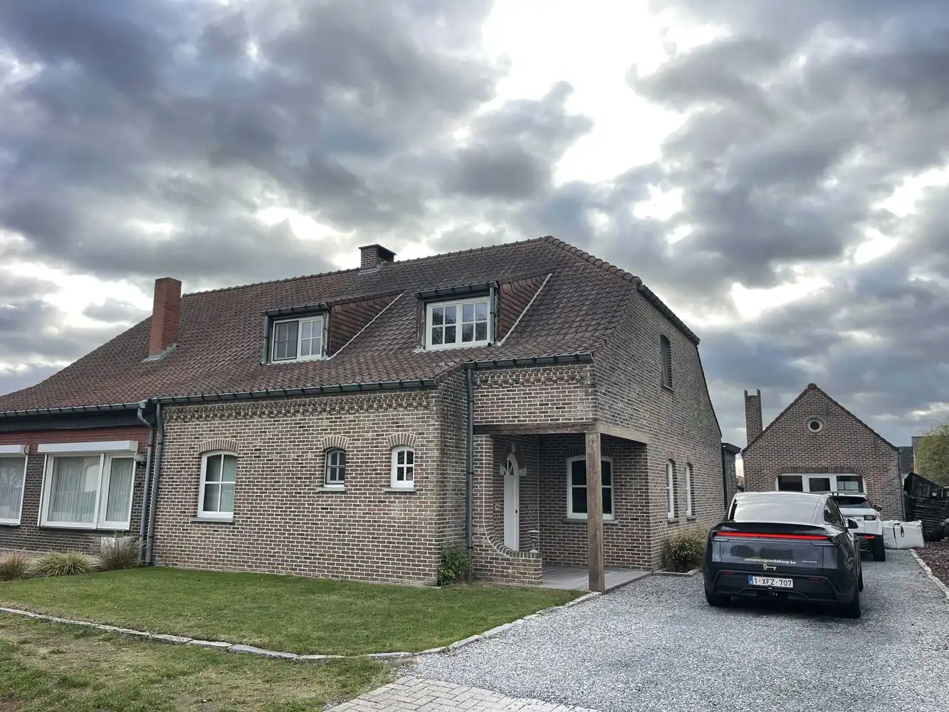 Gunstig gelegen woning met zwembad foto 29