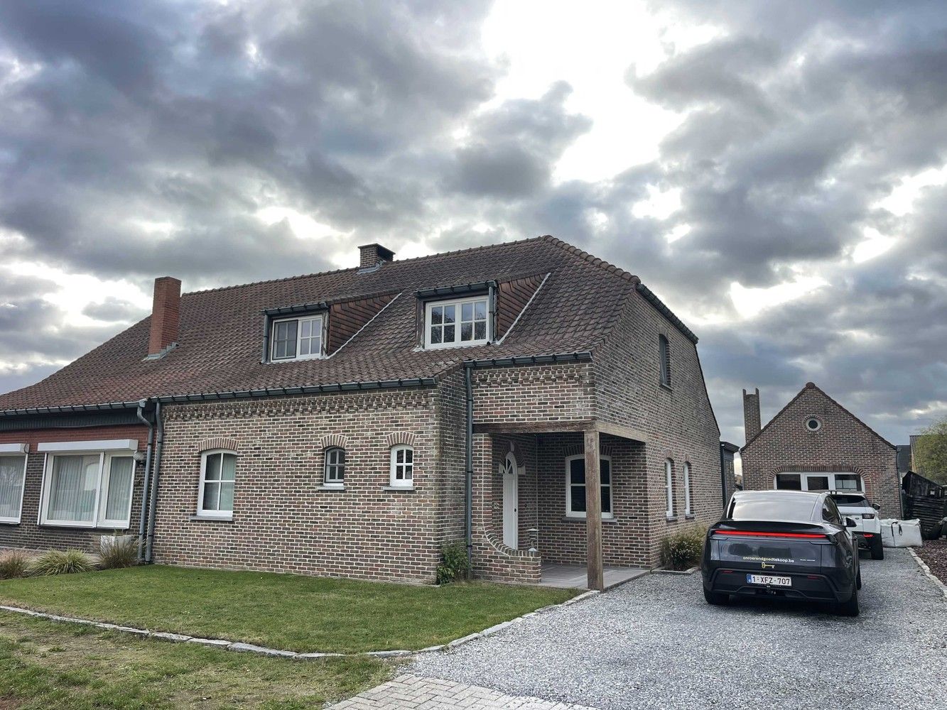 Gunstig gelegen woning met zwembad foto 29