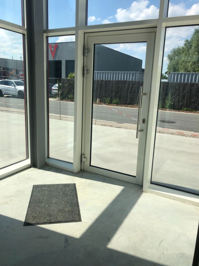 BEDRIJFSGEBOUW / STOCKAGERUIMTE foto 23