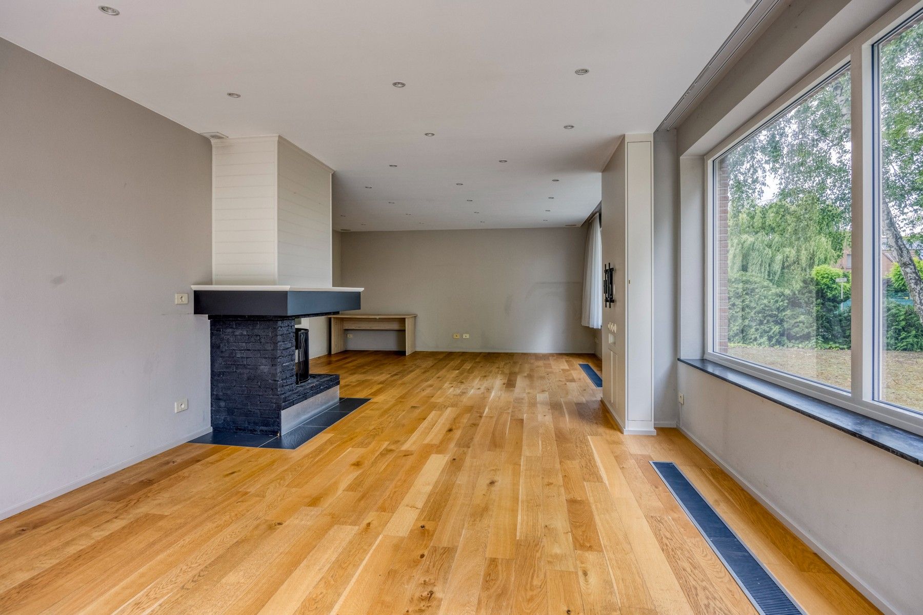 Ruime bungalow op groot perceel foto 16