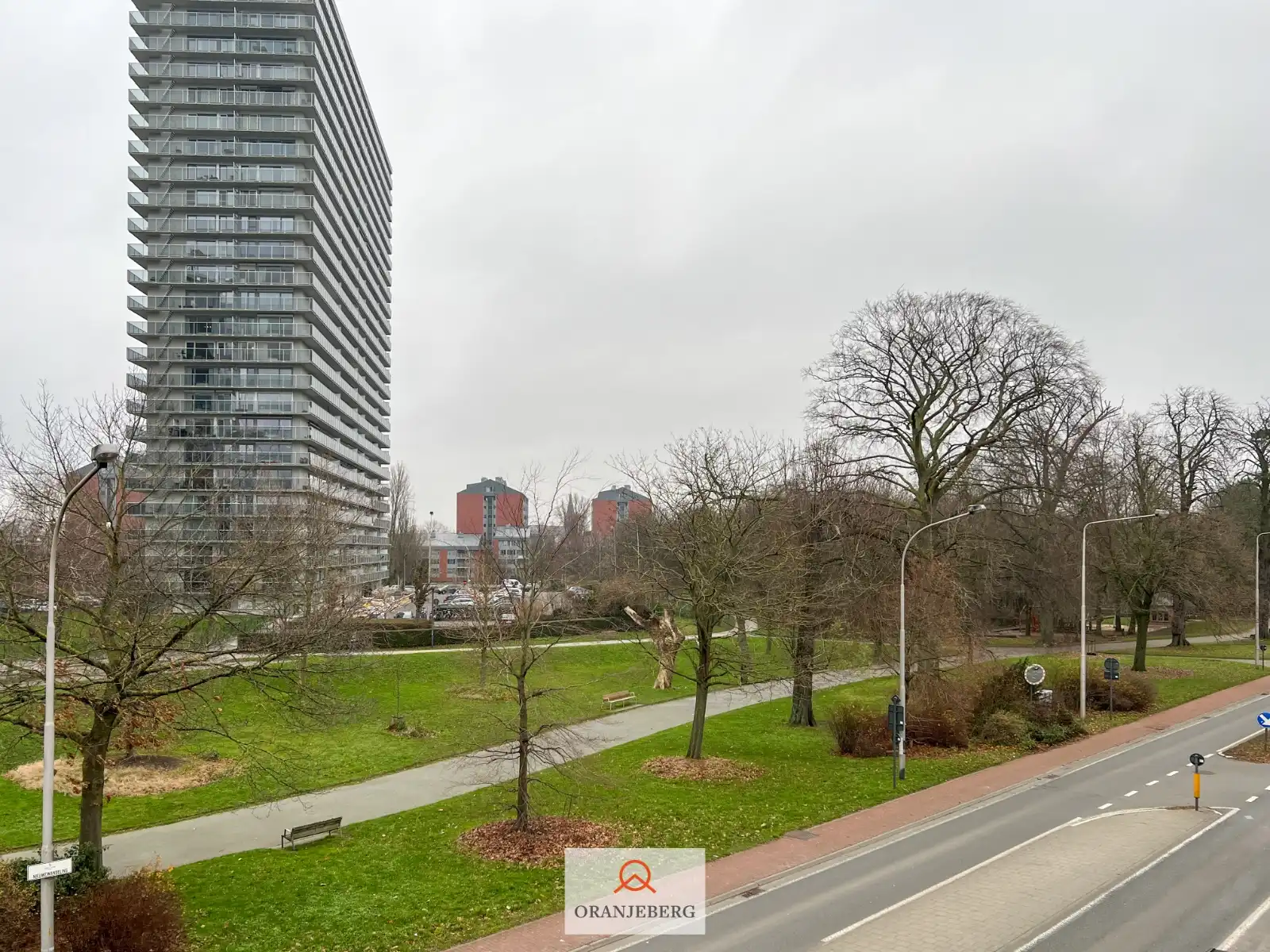 Co-housing woning met 4 leefruimtes, 4 slpk's en 4 badkamers foto 44