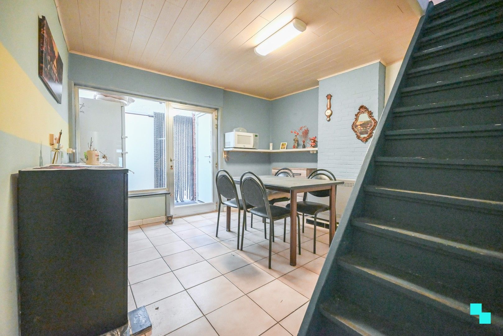 Eengezinswoning met garage nabij centrum van Izegem foto 11