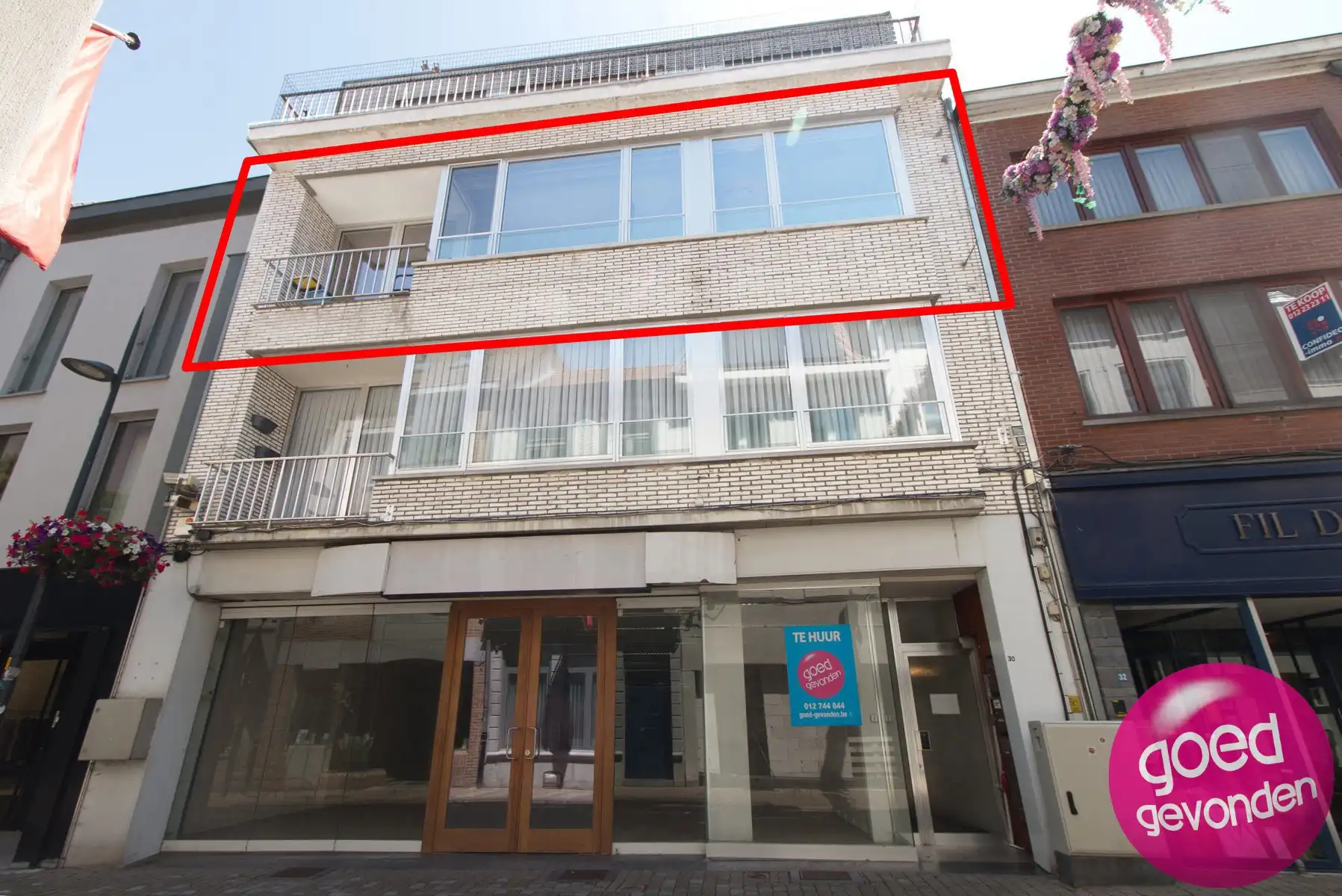 ZEER RUIM APP - CENTRUM - 3 SLK - TERRAS - LIFT foto {{pictureIndex}}