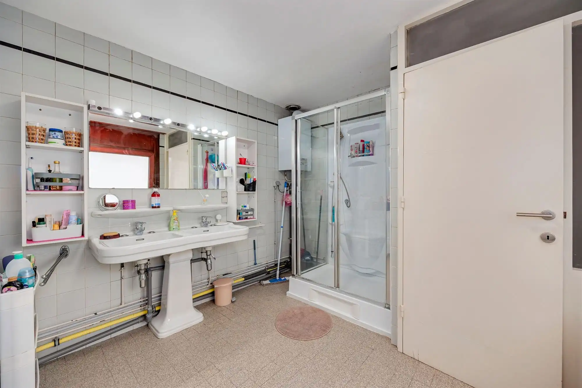 Zeer ruime woning van 415m² met grote tuin in Merksem foto 19