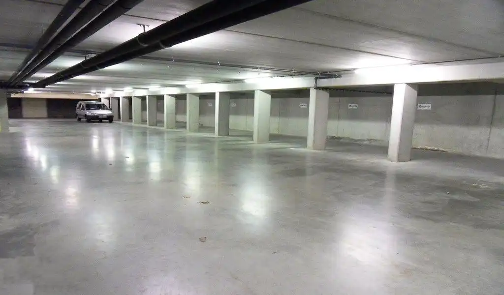 Burelen te huur in Clinton Park in Roeselare foto 21