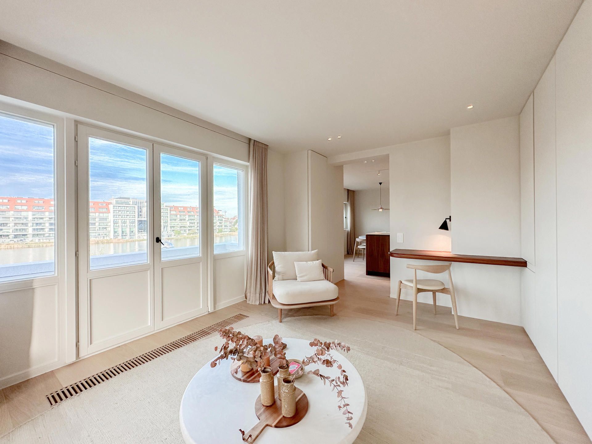 Uitzonderlijk mooi, tijdloos GERENOVEERD 4-slpk. appartement foto 30