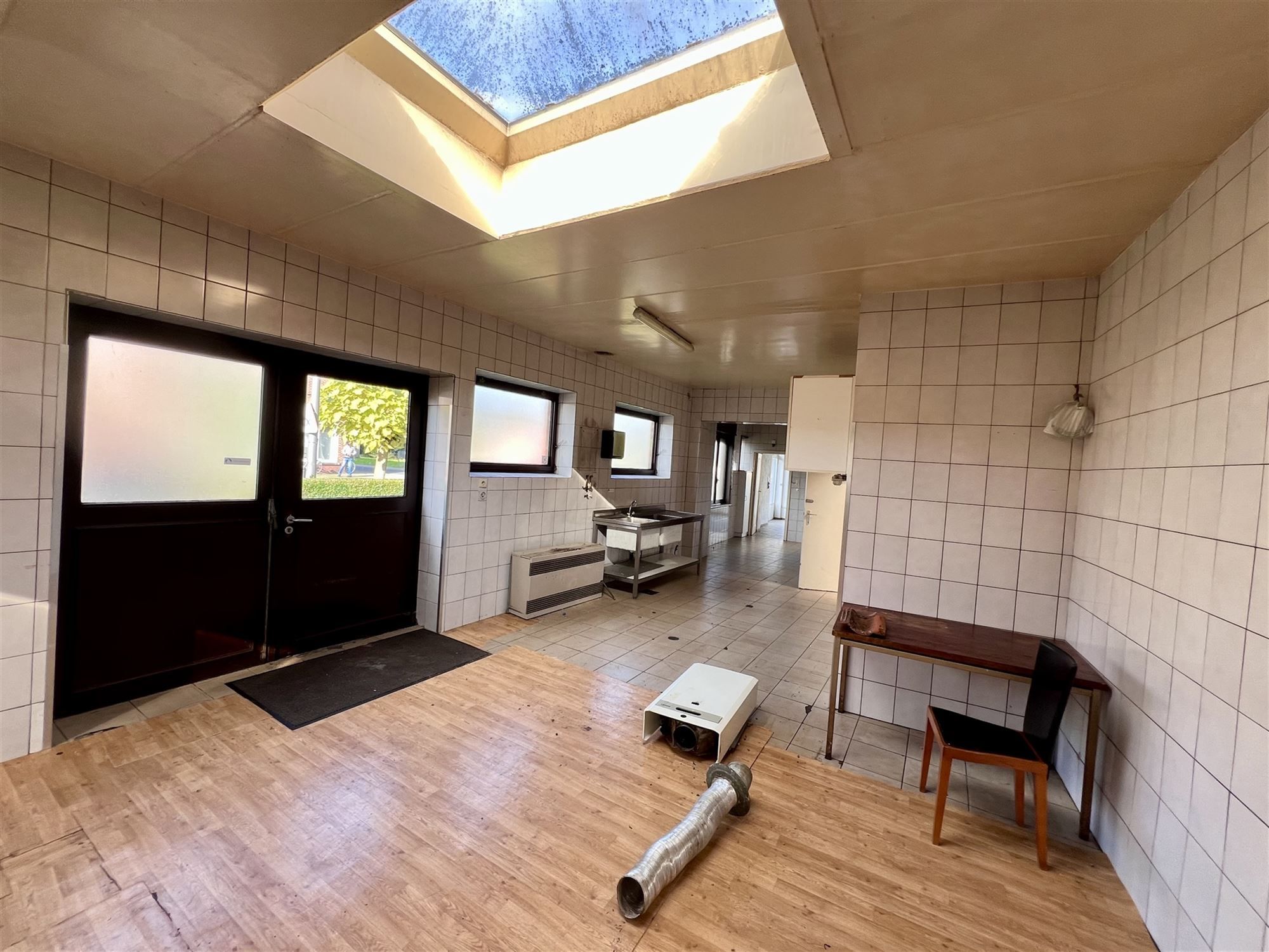 Multifunctioneel handelspand met bovenwoning foto 7