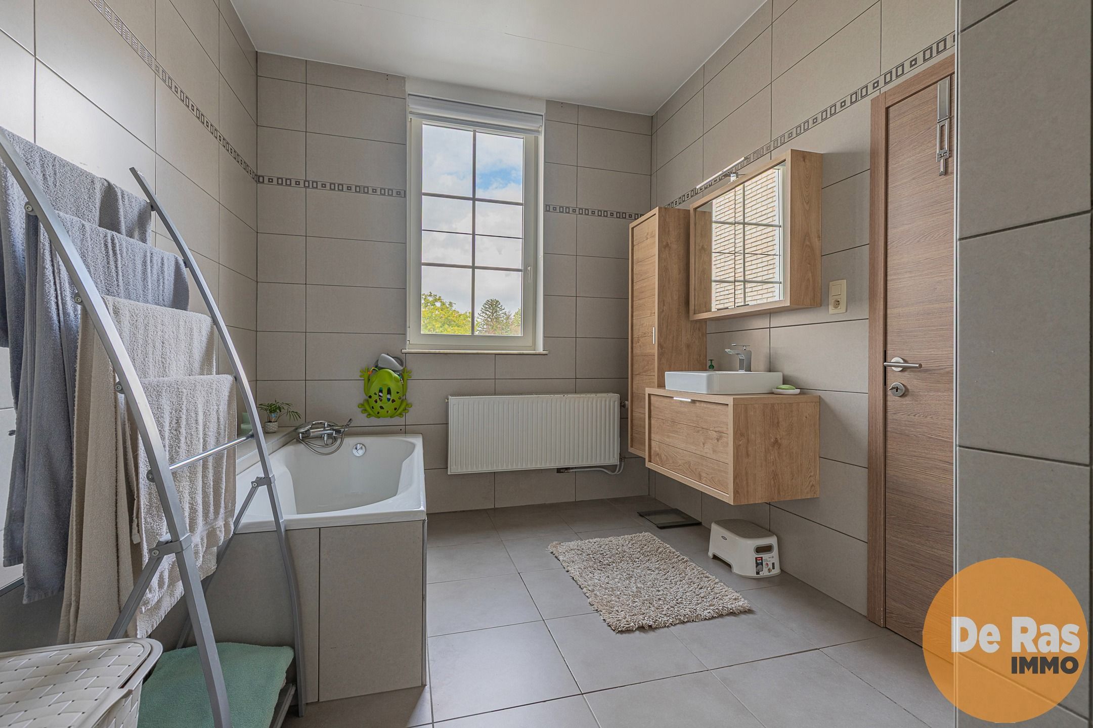 IDEGEM- Perfect instapklare woning voorzien van alle comfort foto 12