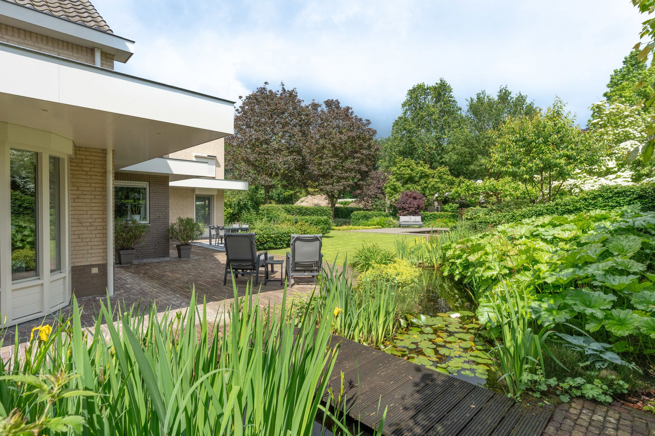 Unieke instapklare villa op 1500 m² te Oud-Turnhout foto 40