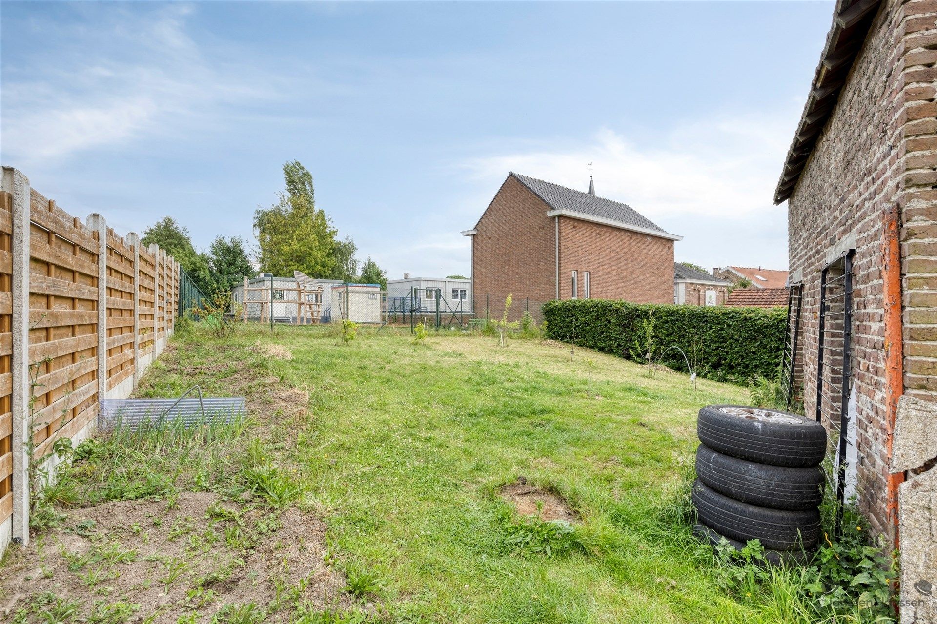 Te renoveren woning foto 25